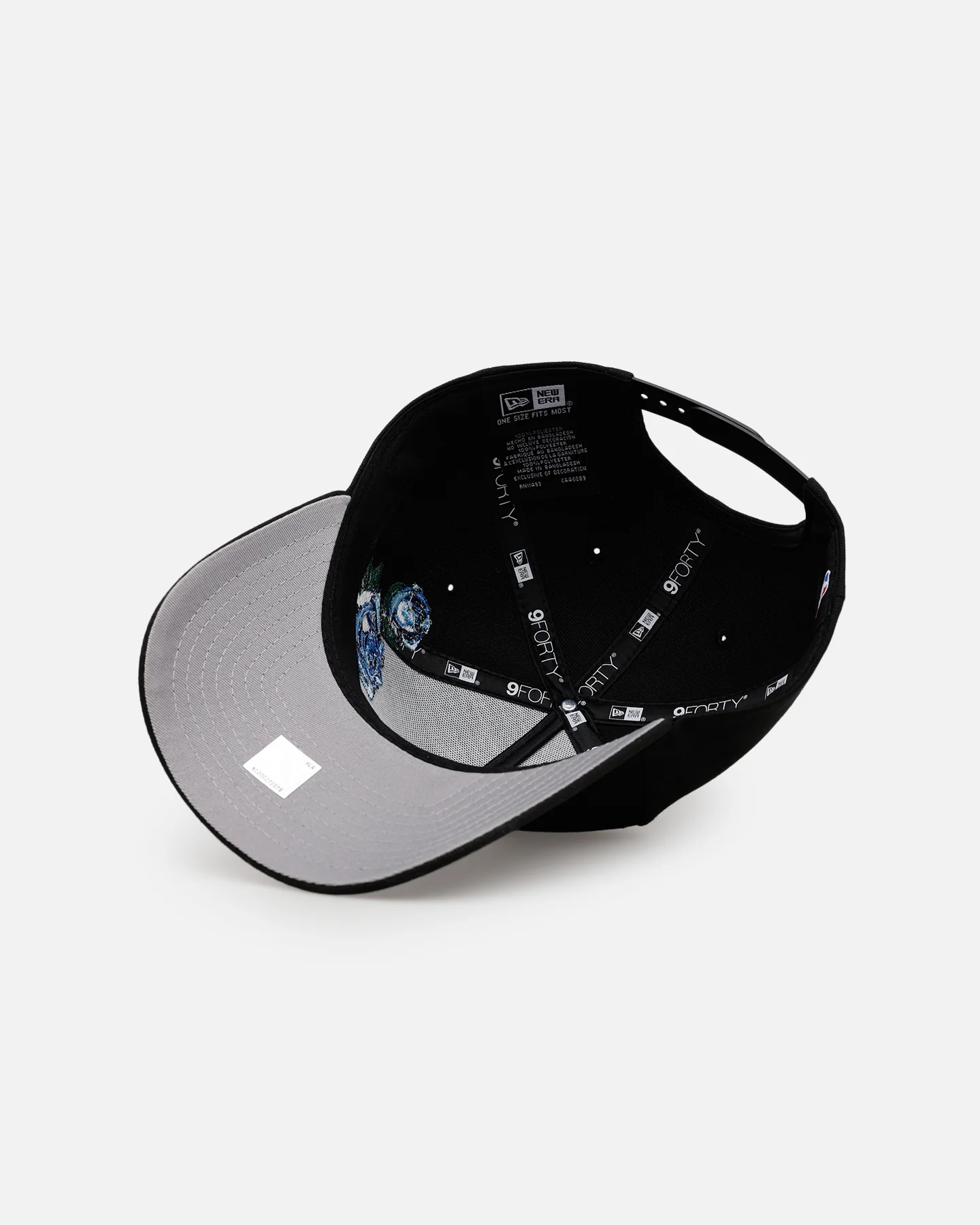 New Era New York Knicks 'Blue Rose' 9FORTY A-Frame Snapback Black/Blue - Image 6