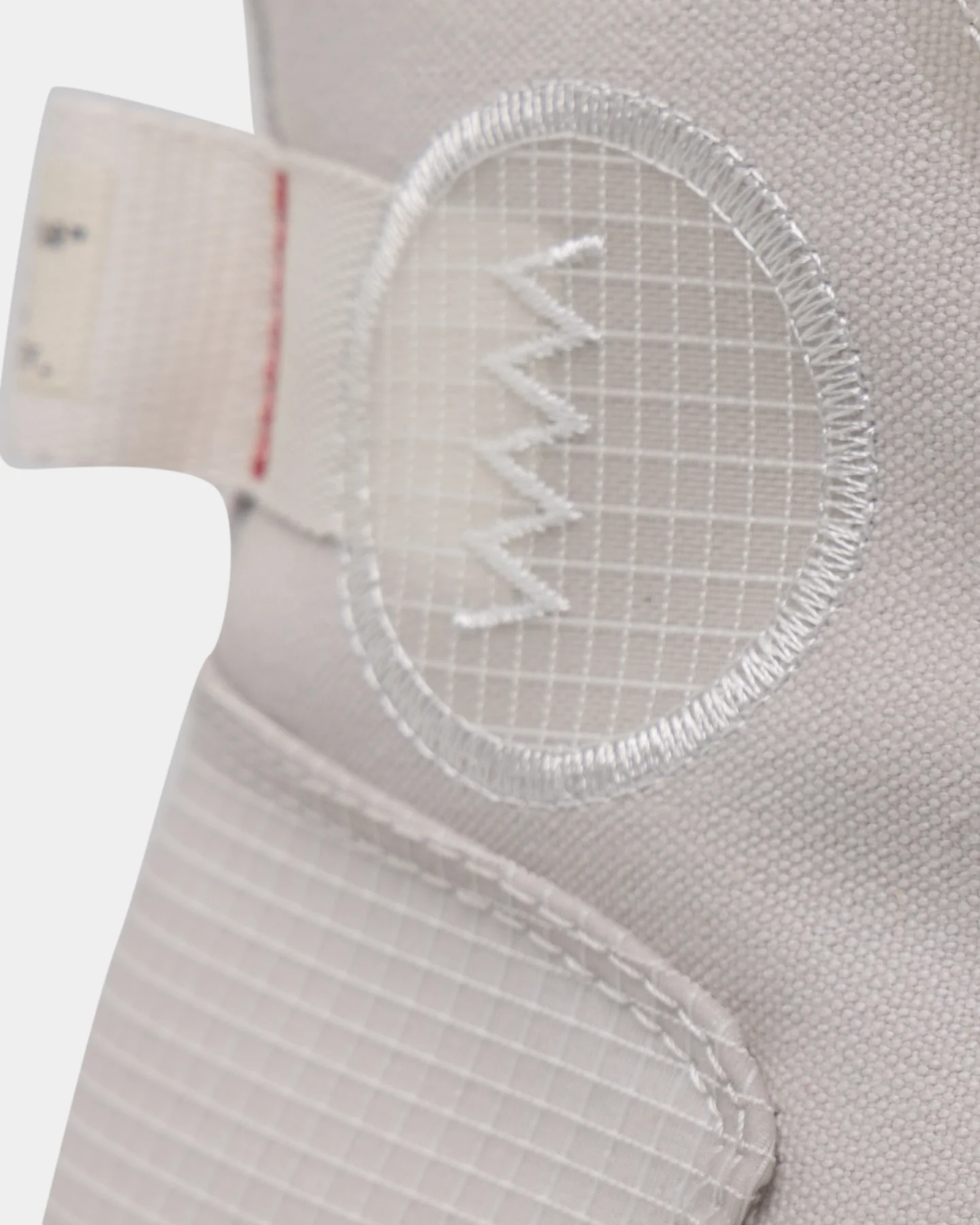 Converse Chuck Taylor Alt Star High Top Putty - Image 7