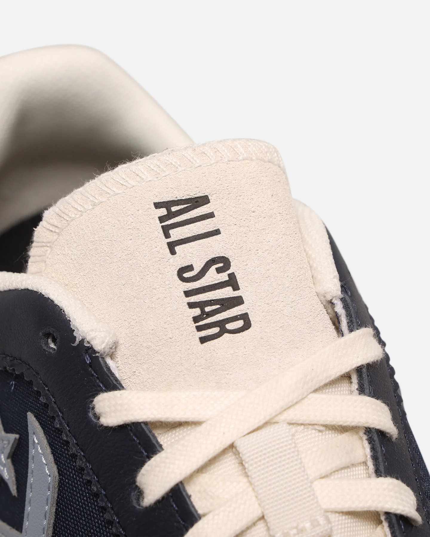 Converse Women's Run Star Trainer Obsidian - Image 6