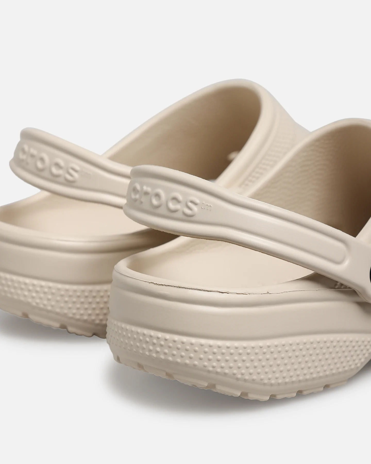 Crocs Classic Clog Frappe - Image 6