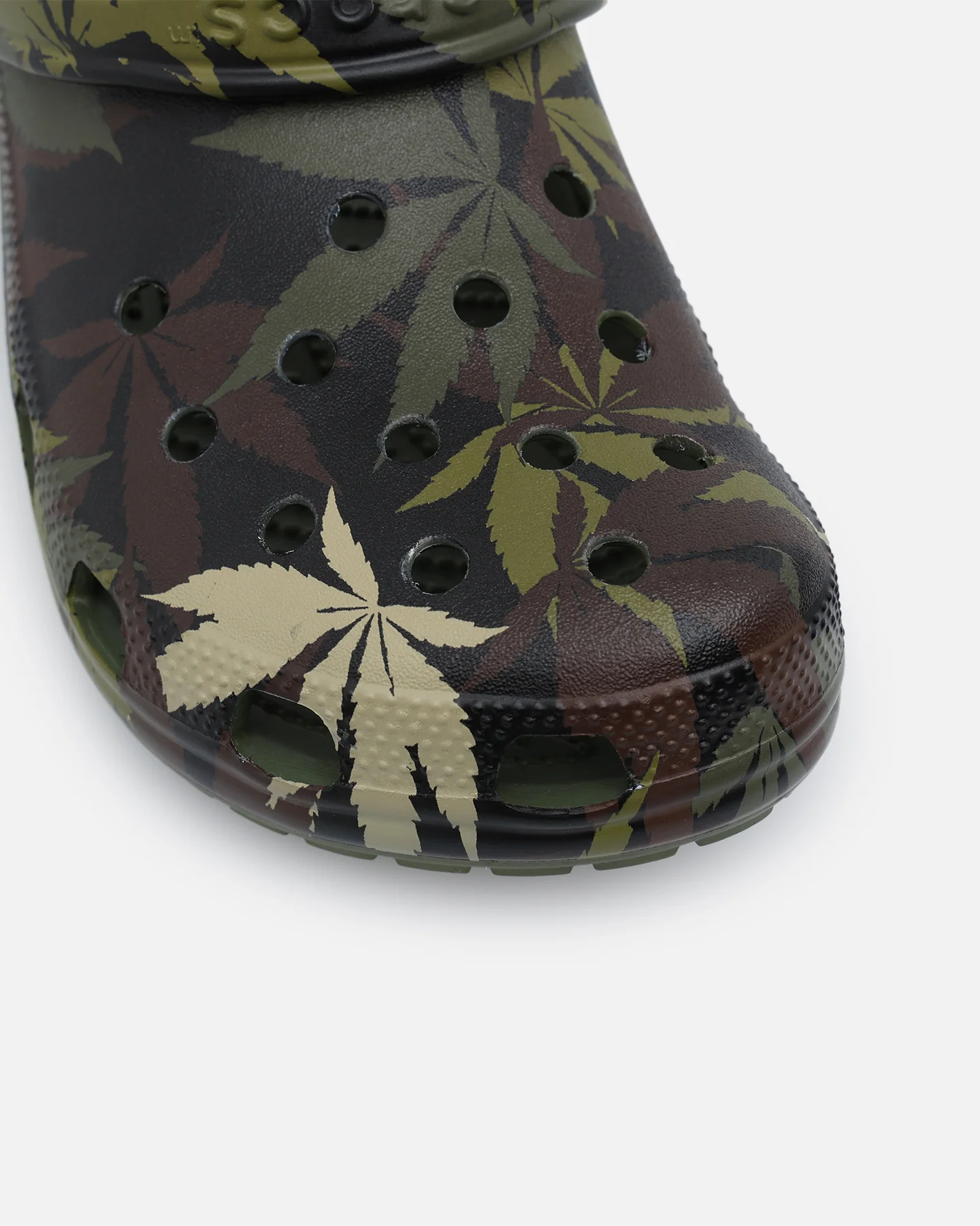 Crocs Classic Hemp Camo Clog Army Green - Image 7