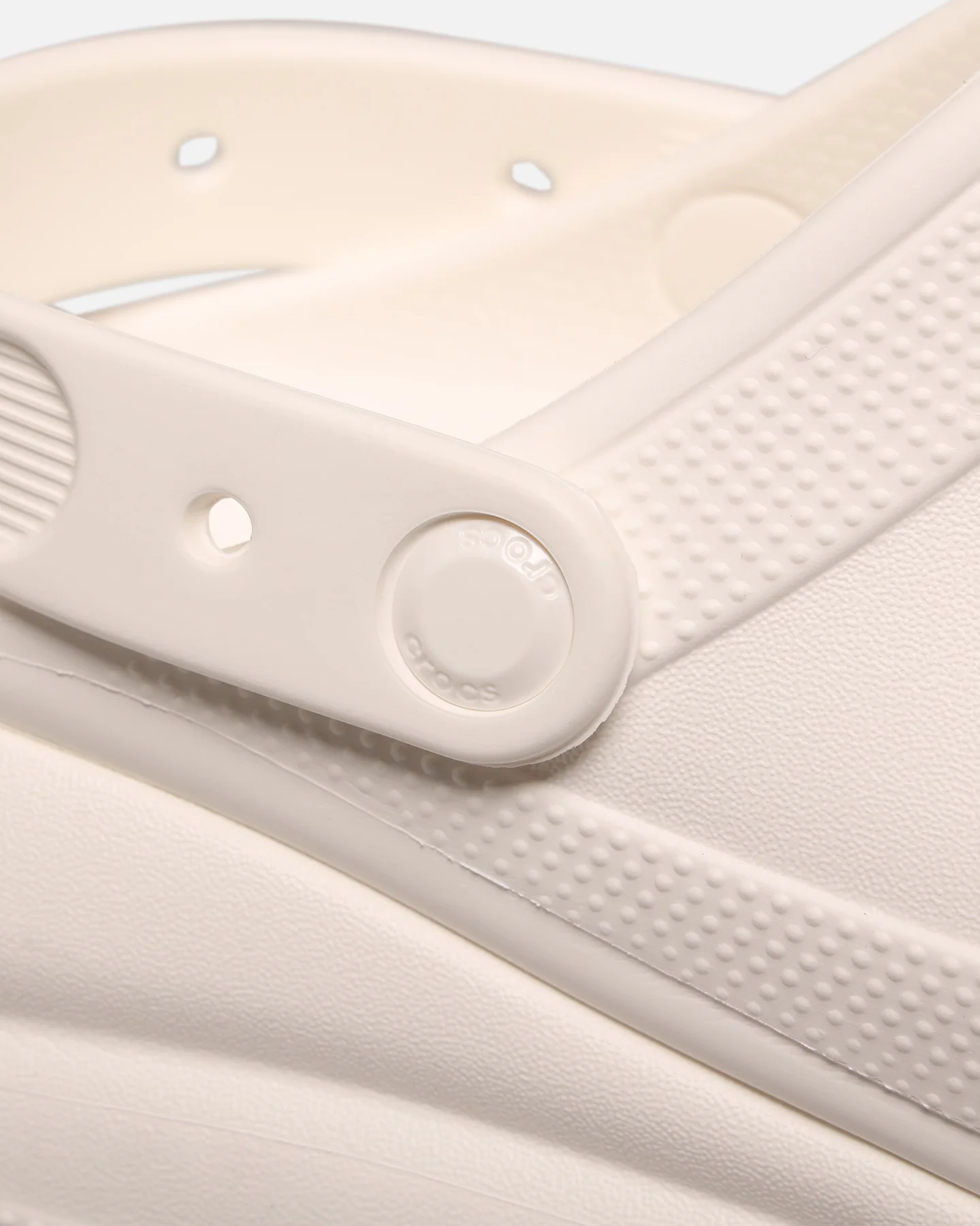 Crocs Crush Clog White - Image 6