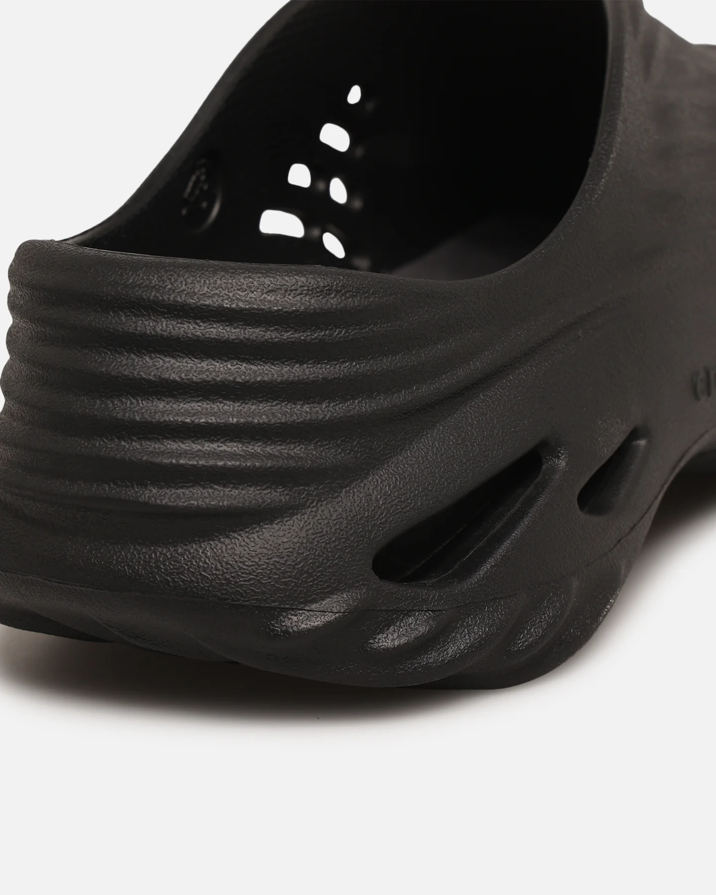 Crocs Echo Wave Black - Image 8