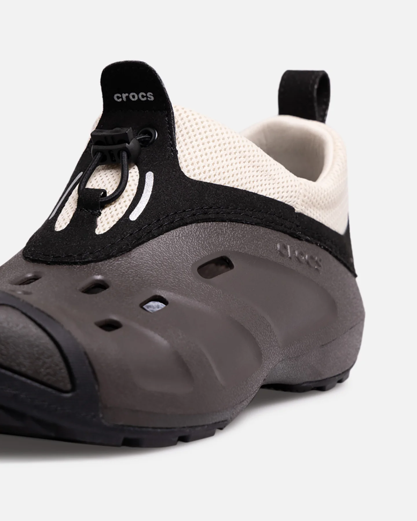 Crocs Quick Trail Low Espresso - Image 6