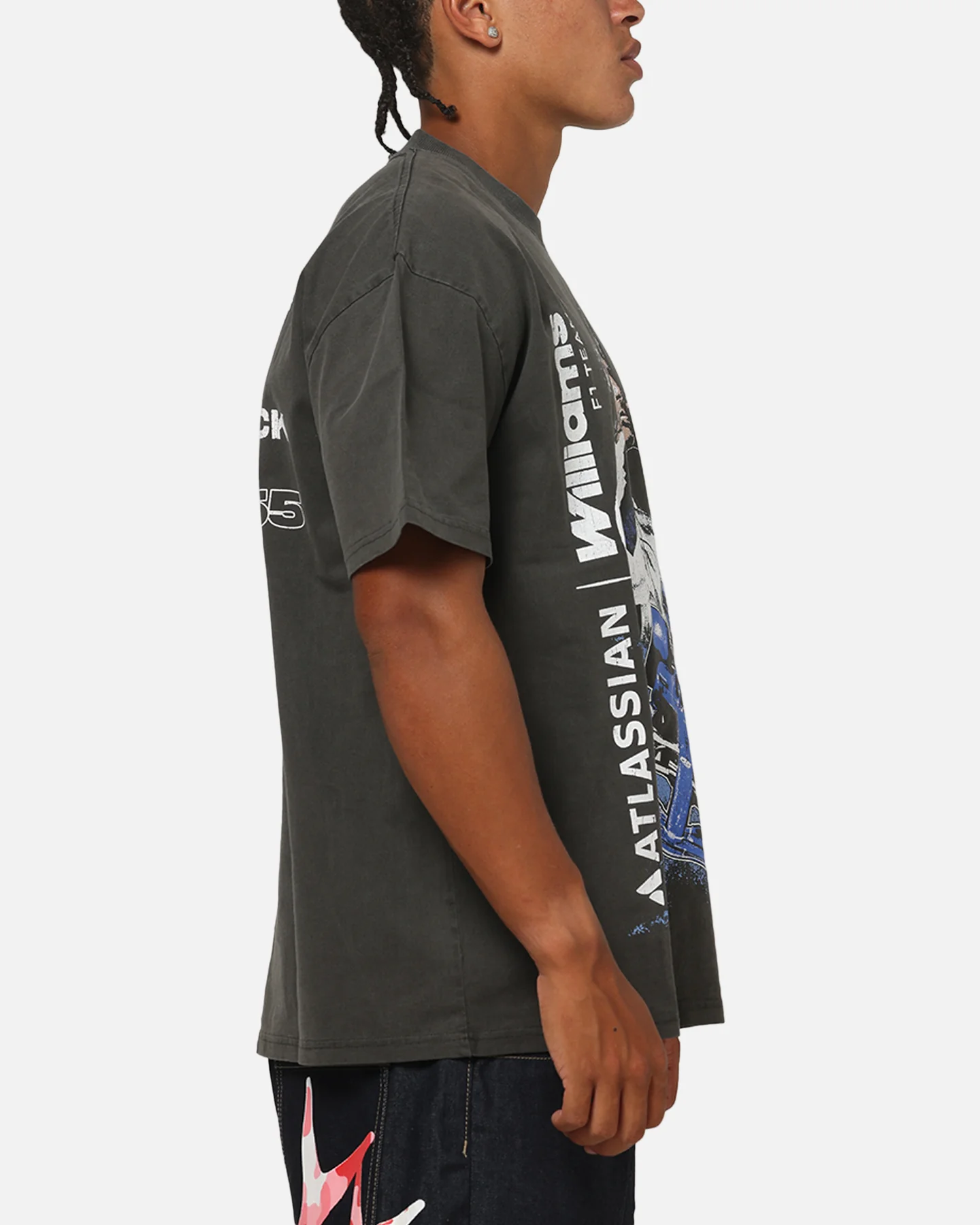 Culture Kings X Atlassian Williams F1 Team Carlos Sainz Jr. Heavy T-Shirt Black Acidwash - Image 5