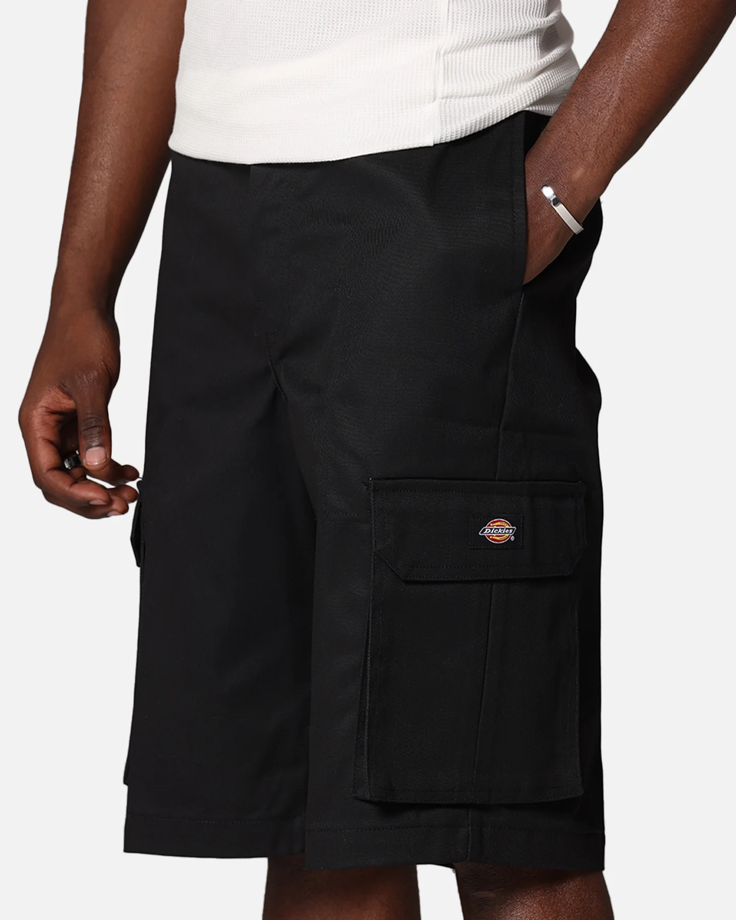 Dickies 131 Slim Straight Cargo Shorts Black - Image 3