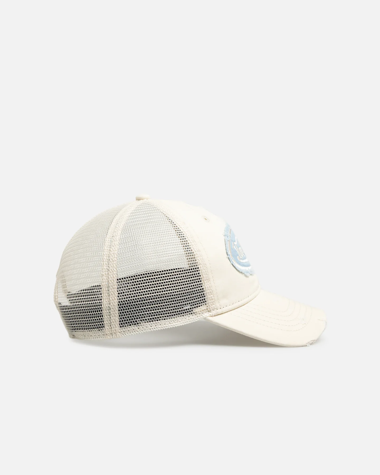 Von Dutch Distressed Trucker Snapback Ecru/Light Blue - Image 3