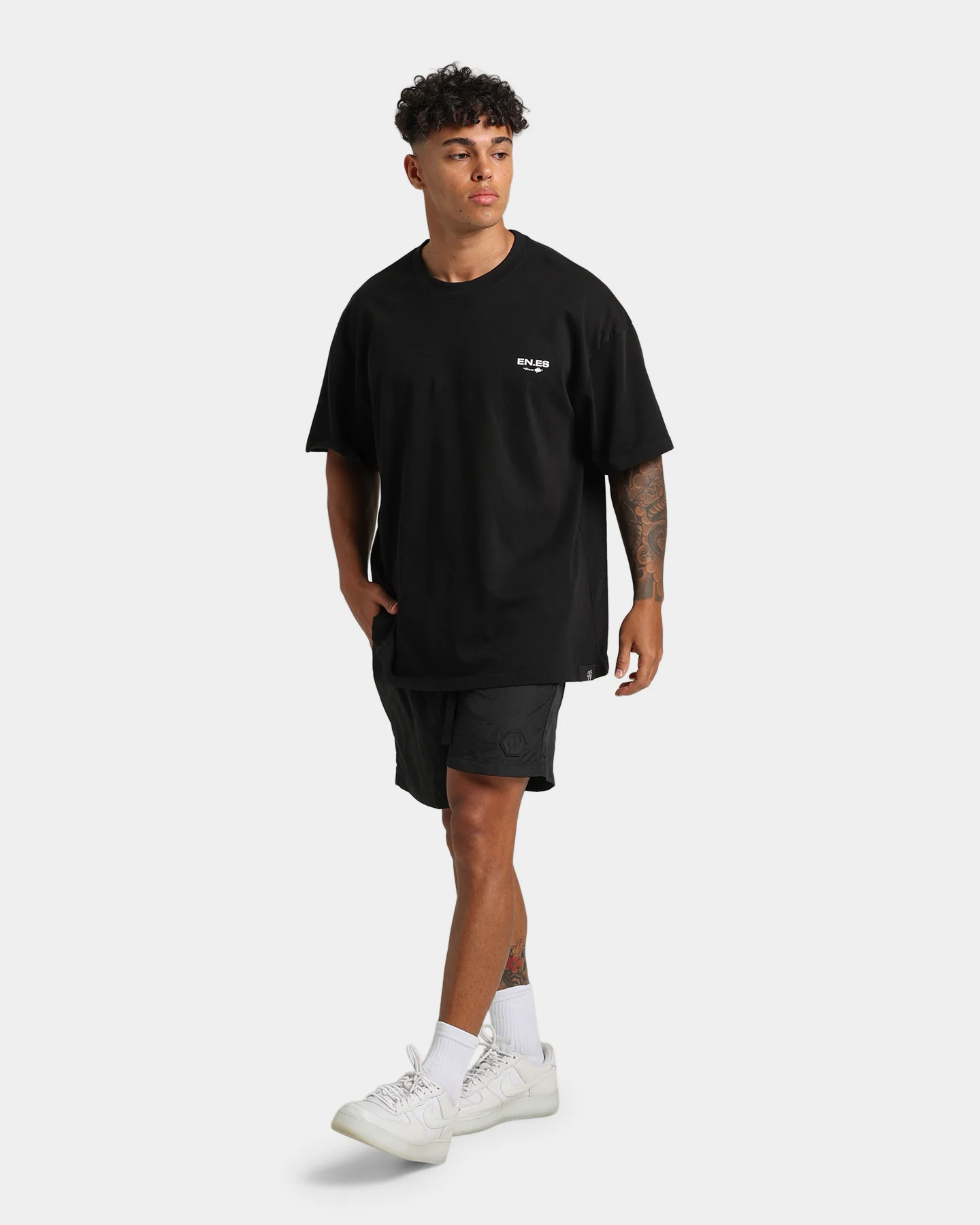 EN ES Neptune Beach Shorts Black - Image 2