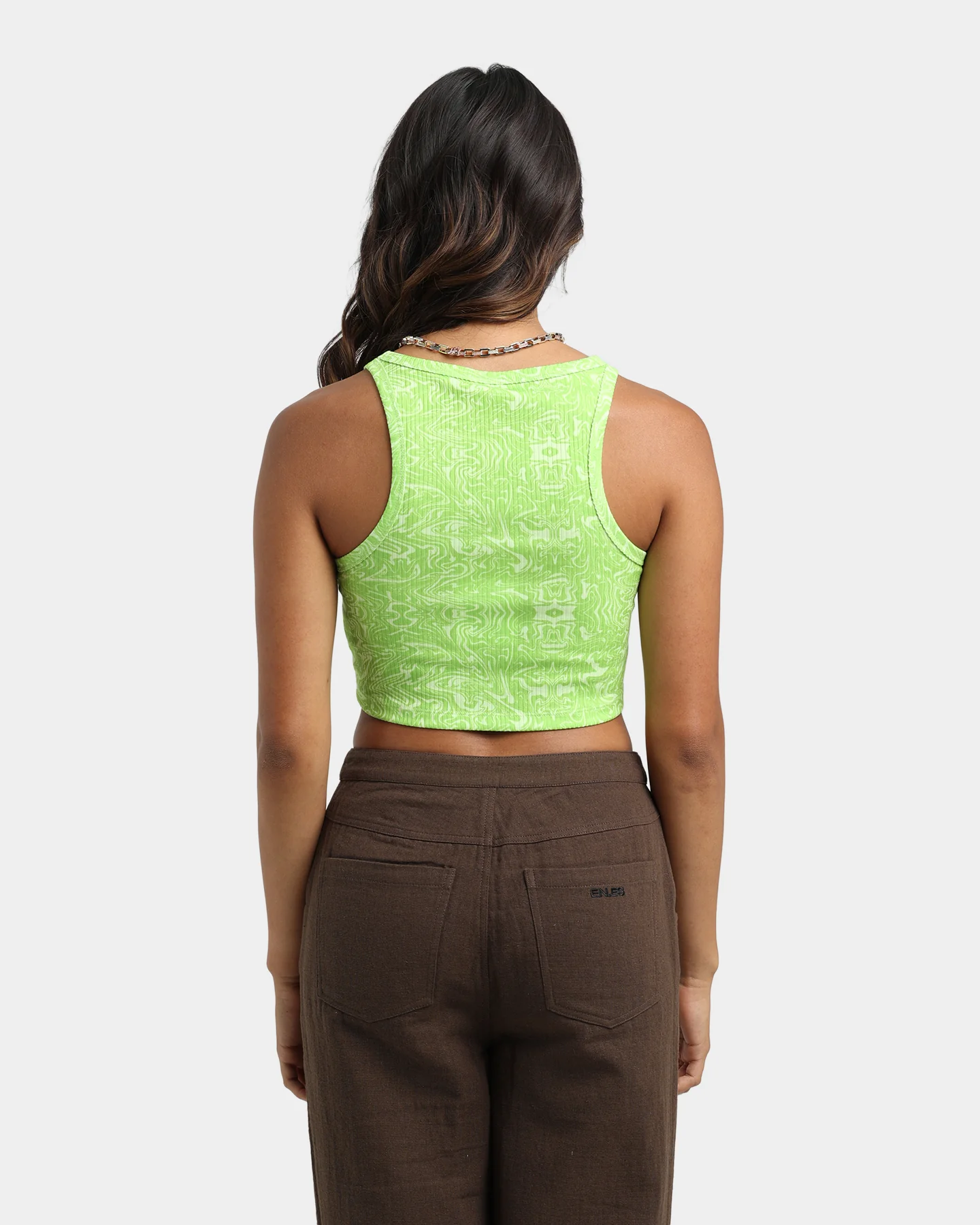 EN ES Women's Illusion Cropped Rib Tank Green - Image 4