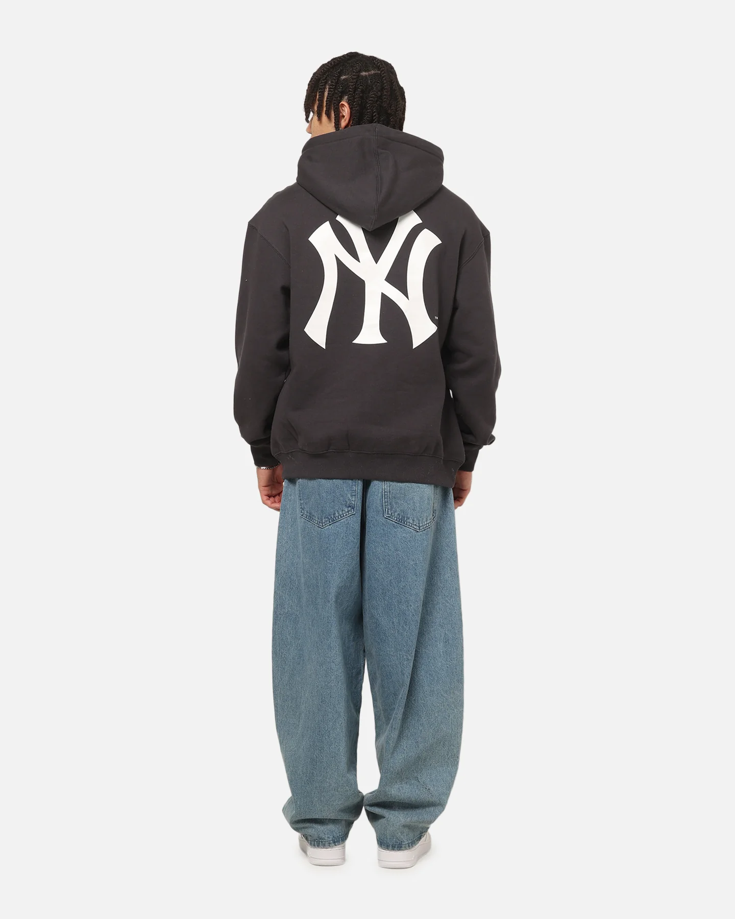 Majestic Athletic New York Yankees Everteam Logo Hoodie Washed Black - Image 4