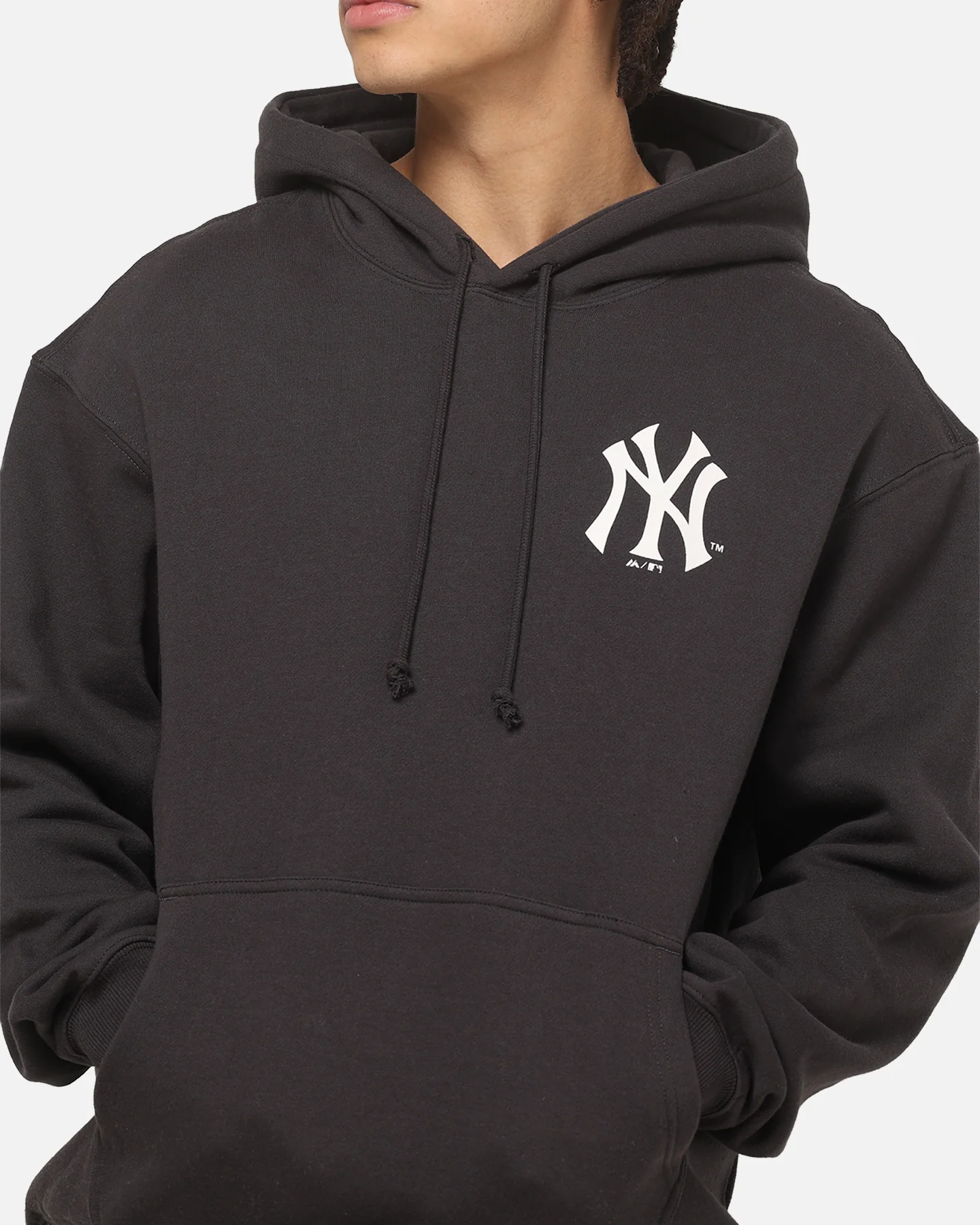 Majestic Athletic New York Yankees Everteam Logo Hoodie Washed Black - Image 7