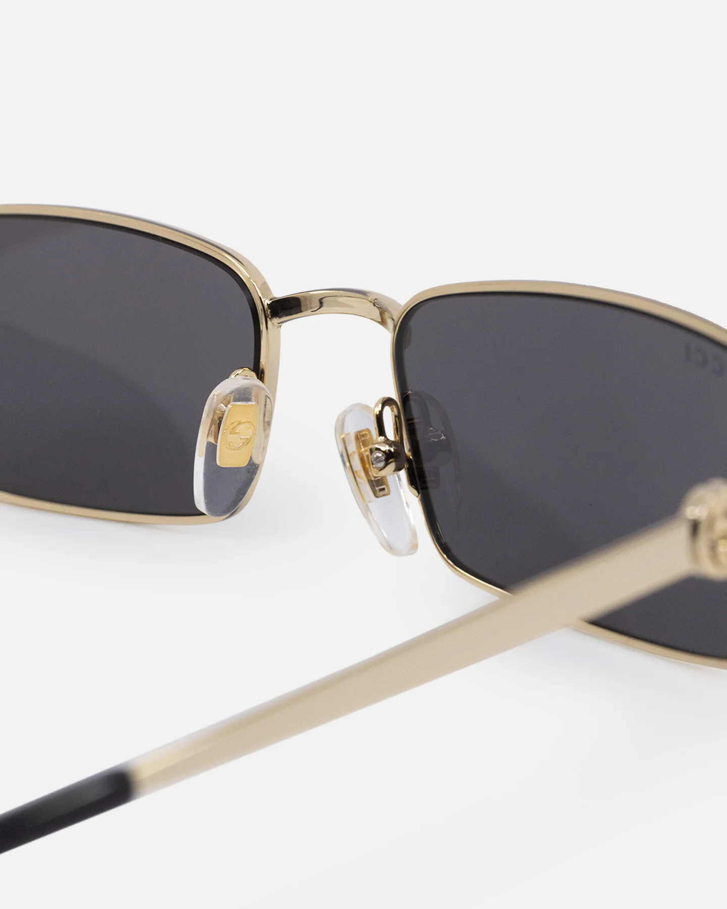 Gucci GG1600S001 Sunglasses Gold - Image 9