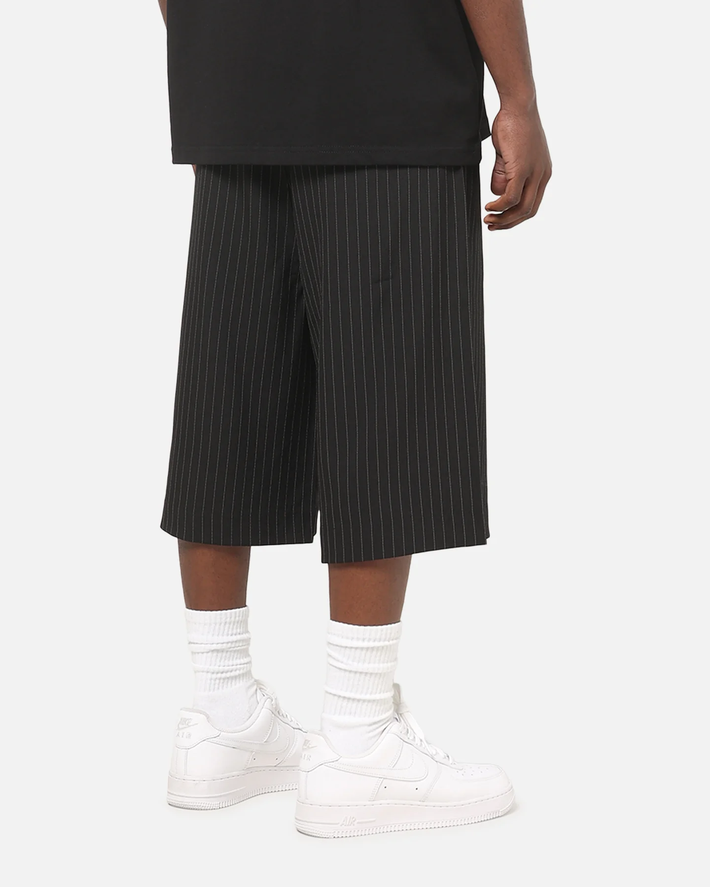 Carre Heritage Pleated Shorts Black Pinstripe - Image 6