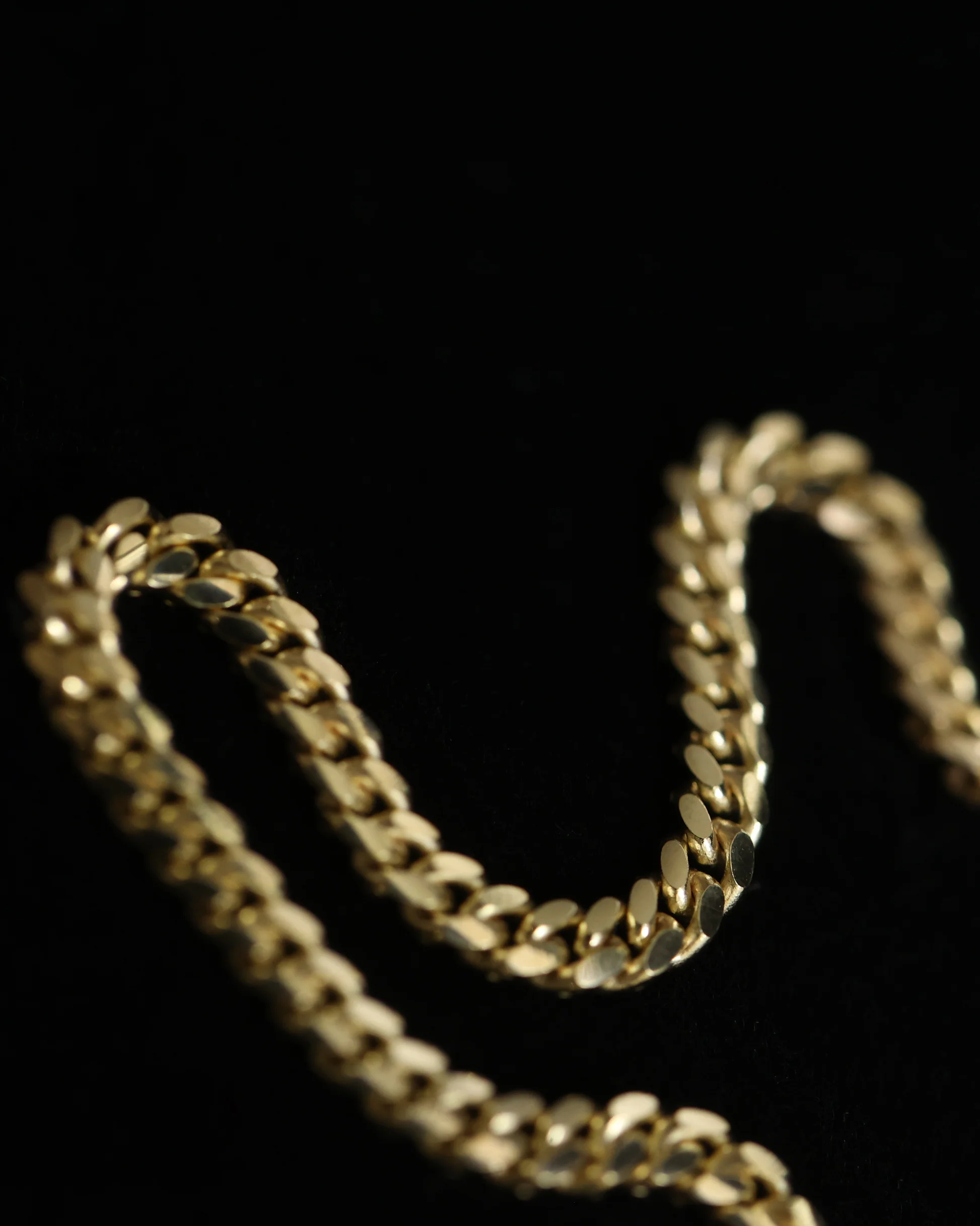 House Of Auric Cuban Link 2.5mm 20" Chain Gold - Image 5