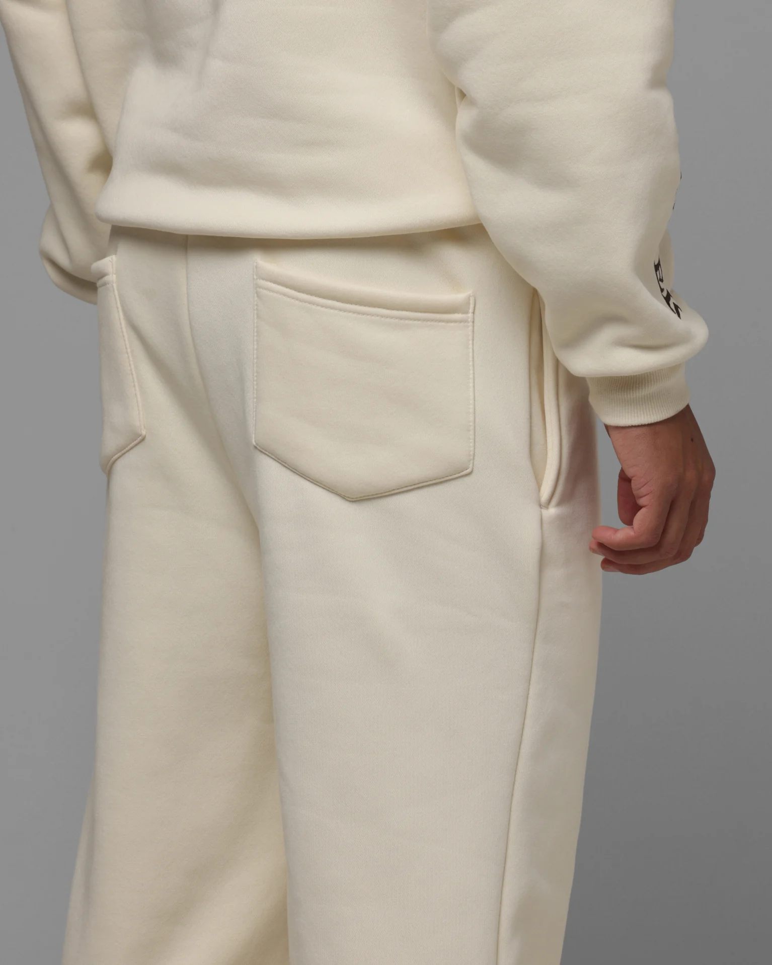 Loiter Hybrid Sweatpants Beige - Image 4