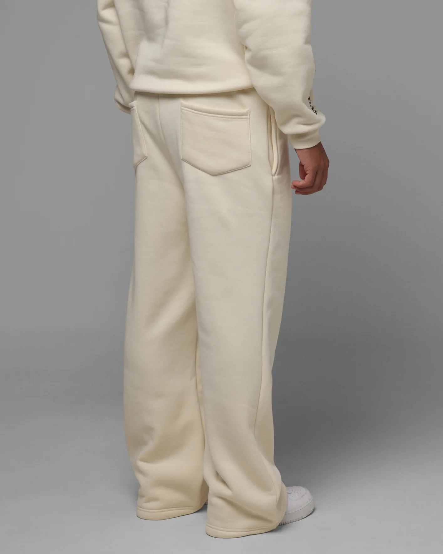 Loiter Hybrid Sweatpants Beige - Image 6