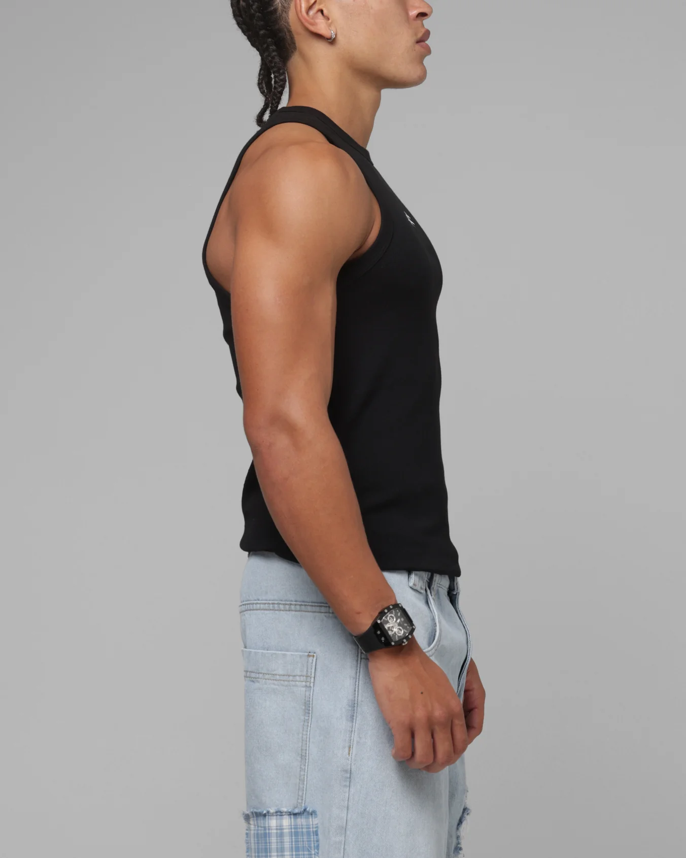 Loiter Hybrid Tank Black - Image 4