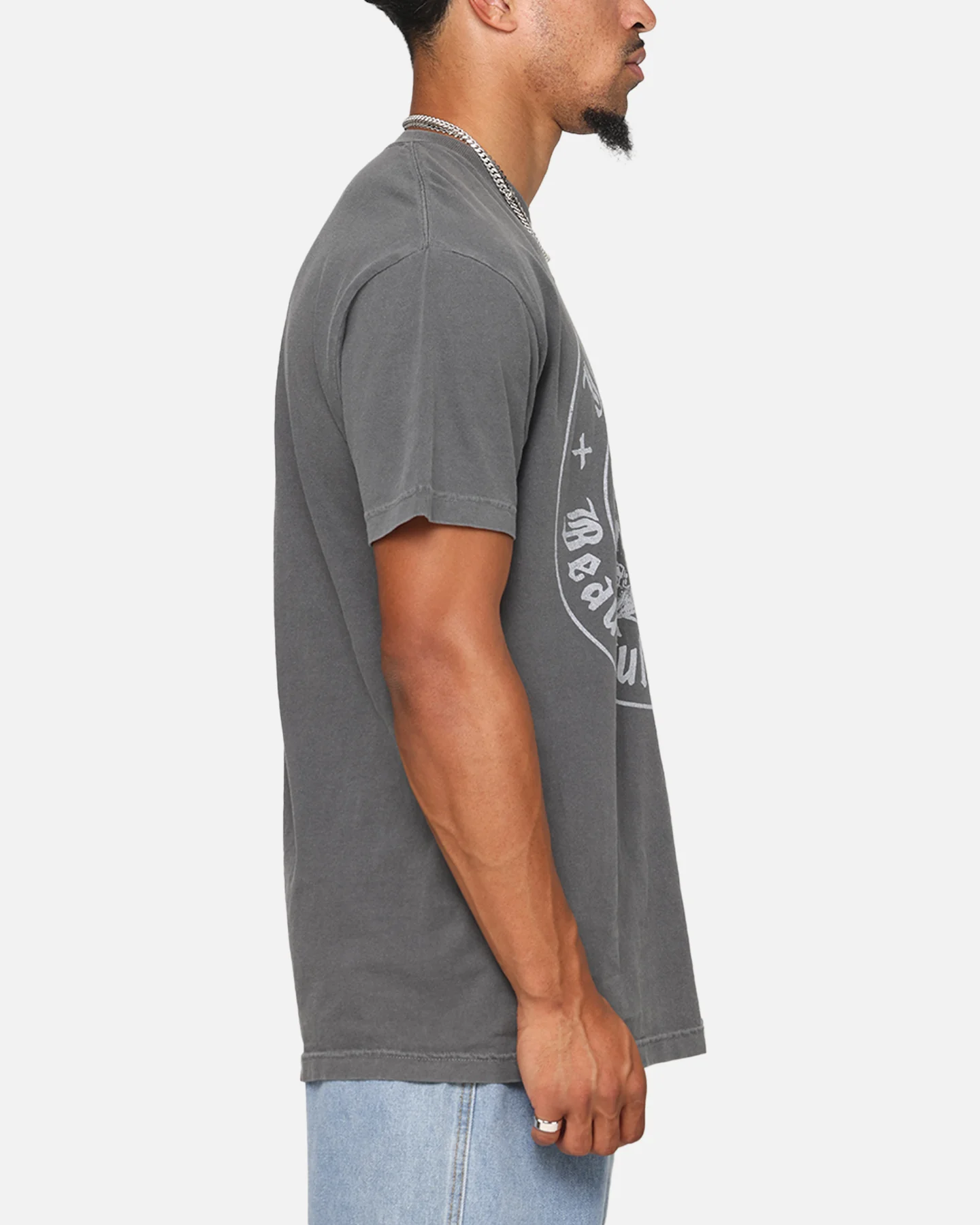 Jelly Roll Beautifully Broken Badge T-Shirt Faded Black - Image 4