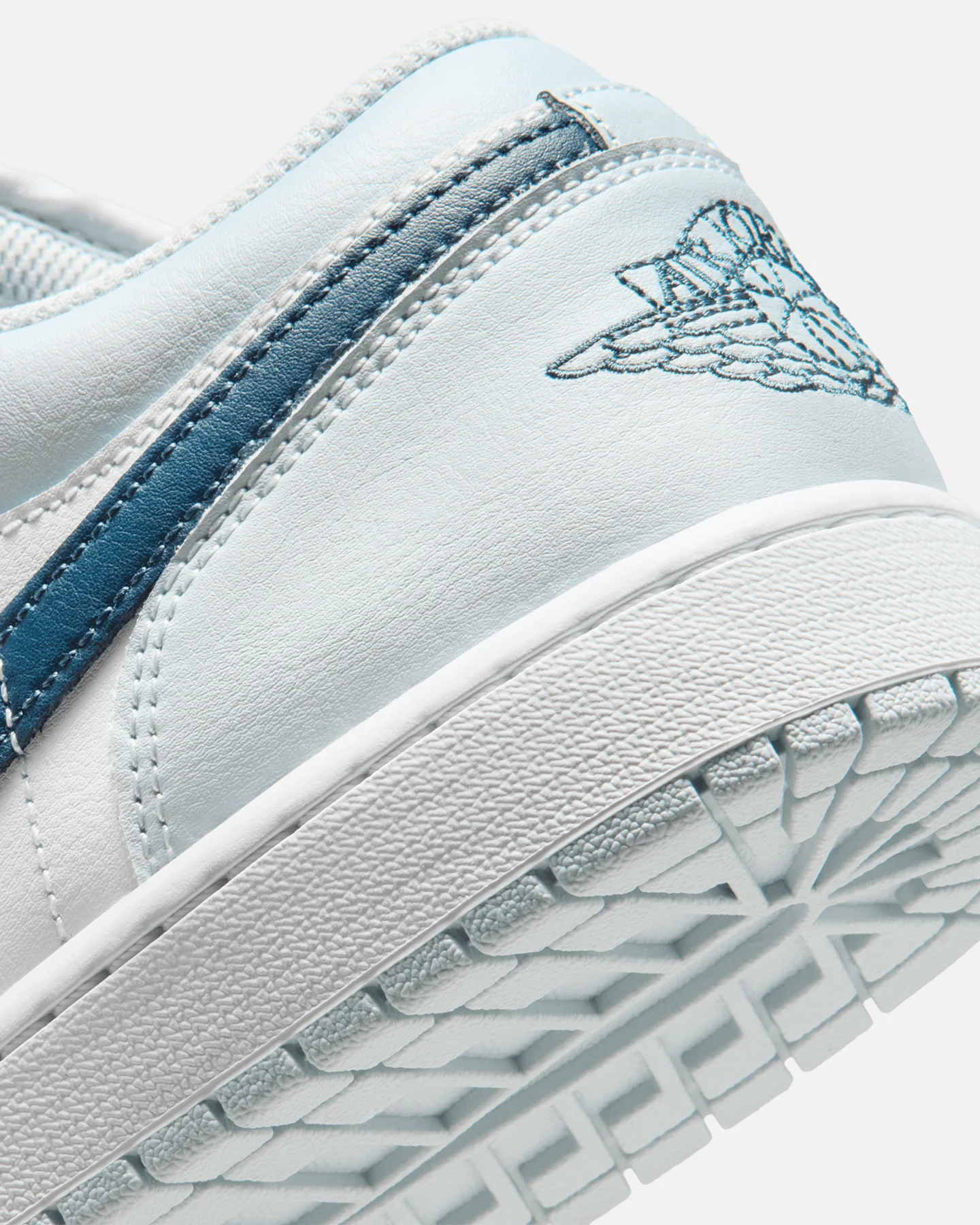 Jordan Air Jordan 1 Low Blue/White - Image 8