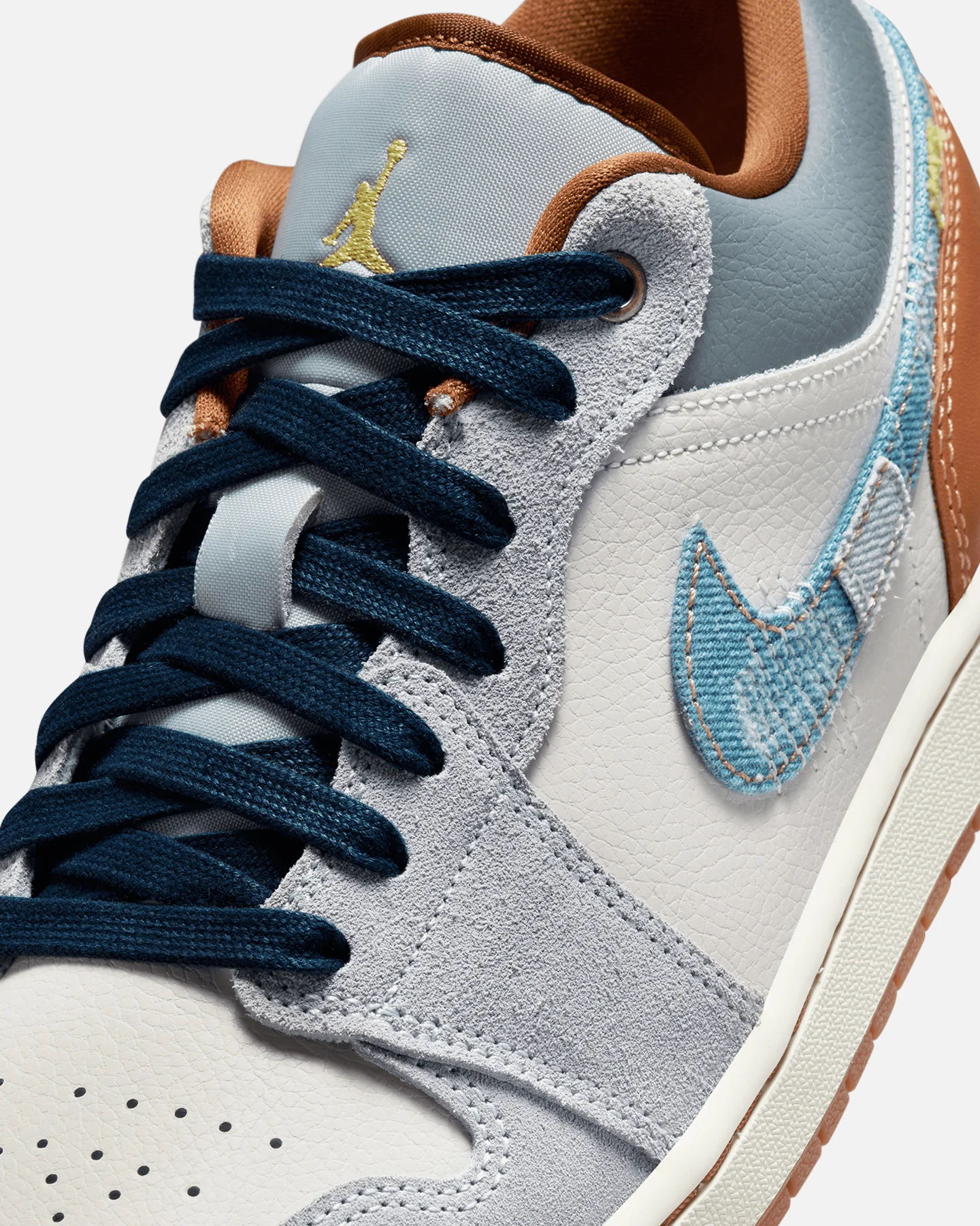 Jordan Air Jordan 1 Low SE "Denim" Blue - Image 6