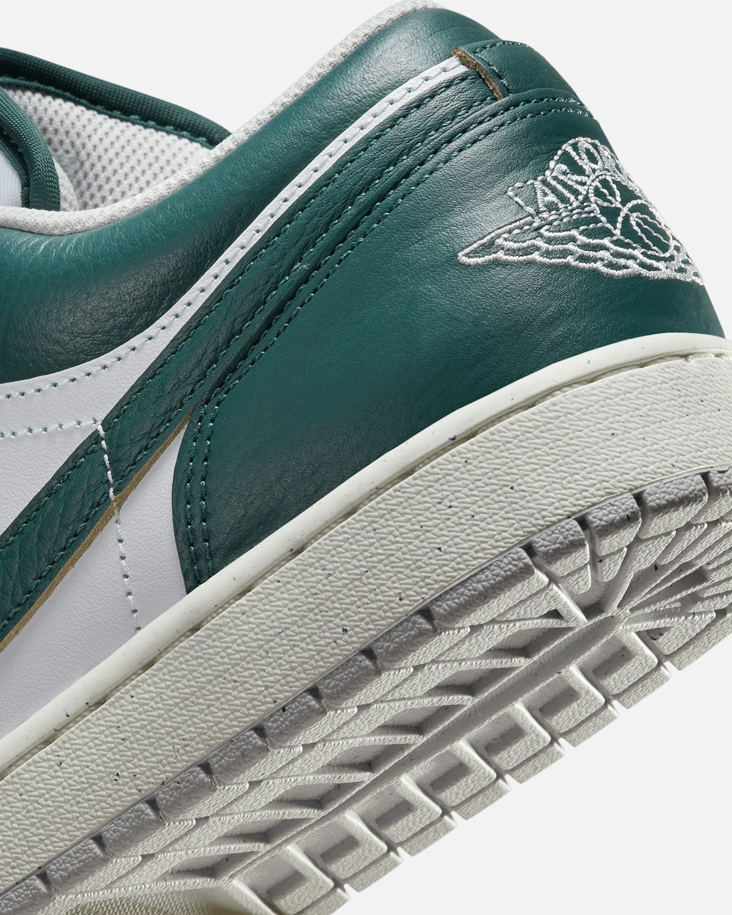 Jordan Air Jordan 1 Low SE "Oxidised Green" Oxidized Green - Image 8
