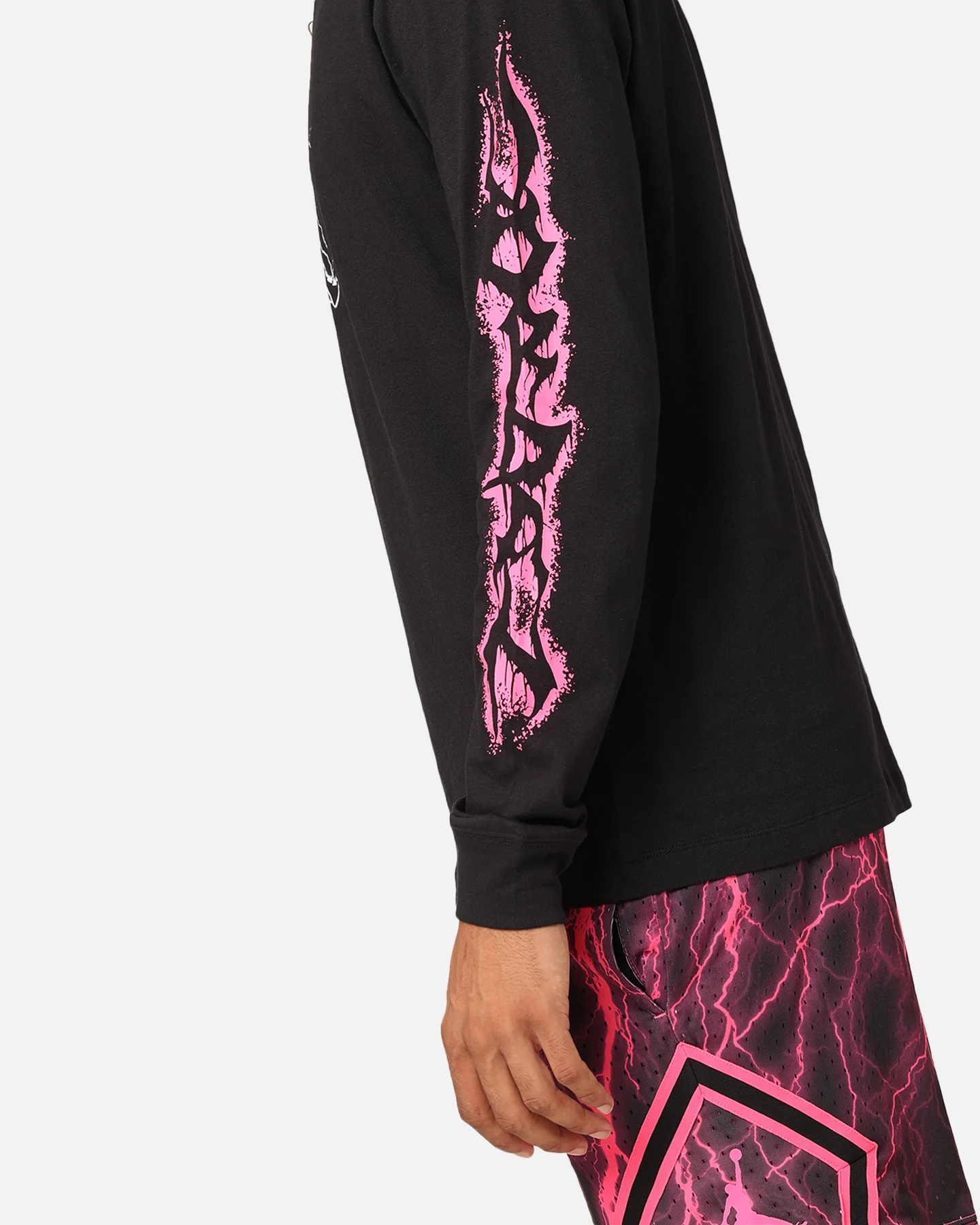 Jordan Dri-FIT Sport Long Sleeve Graphic T-Shirt Black/Hyper Pink - Image 6