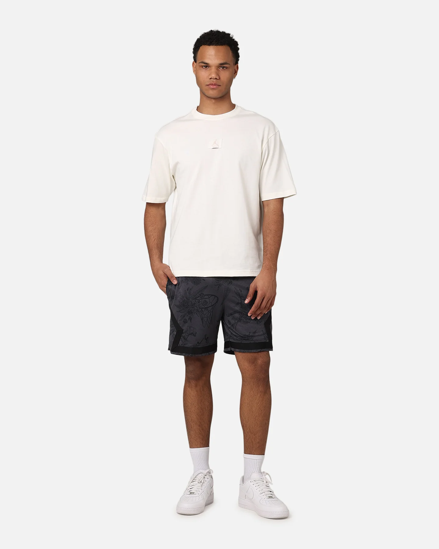Jordan DRI-Fit Sport Printed Diamond Shorts Black/Dark Shadow - Image 2