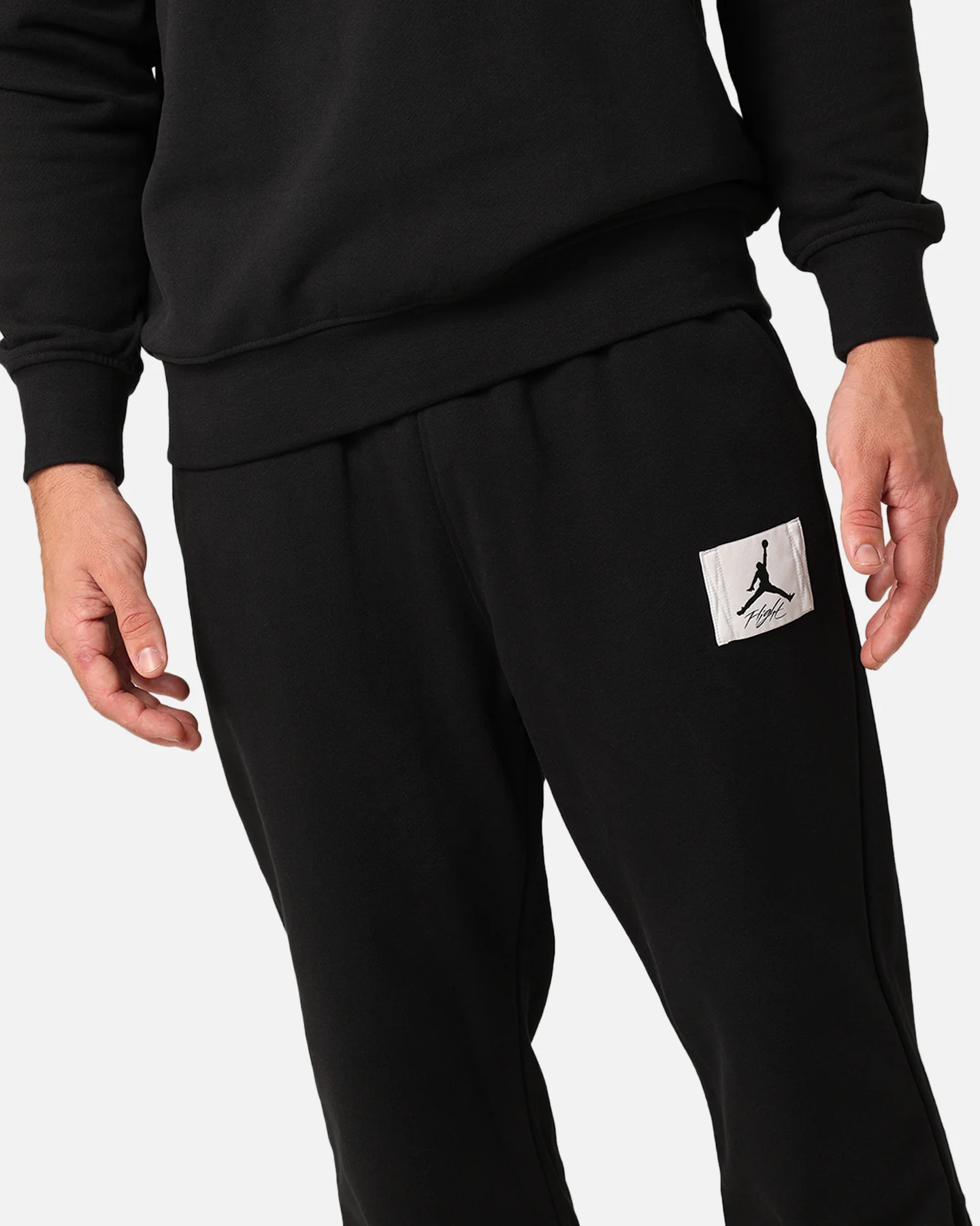 Jordan Essentials Statement Flight Fleece Sweatpants Black/Sail - Image 4