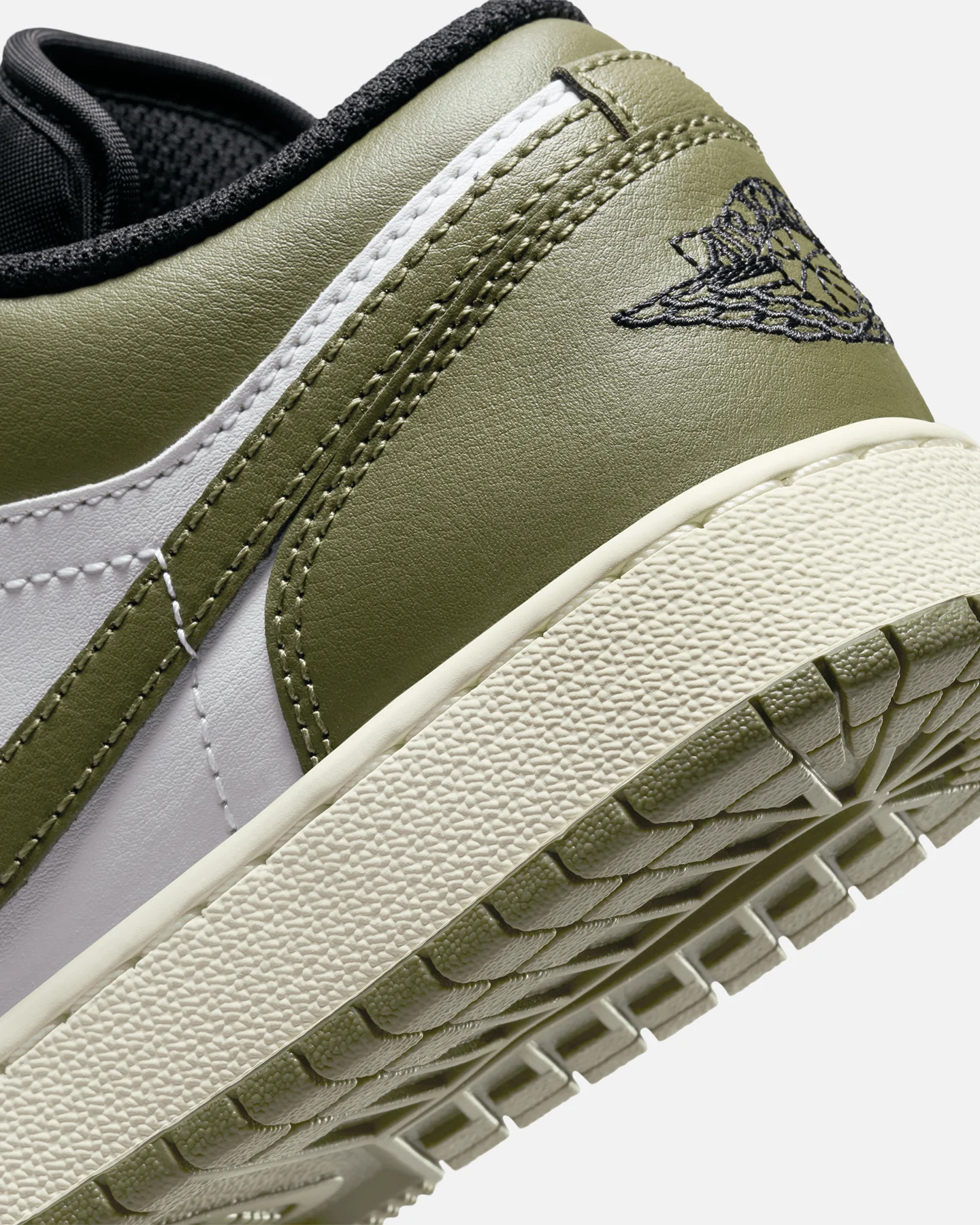 Jordan Kids' Air Jordan 1 Low (GS) Black/White - Image 8