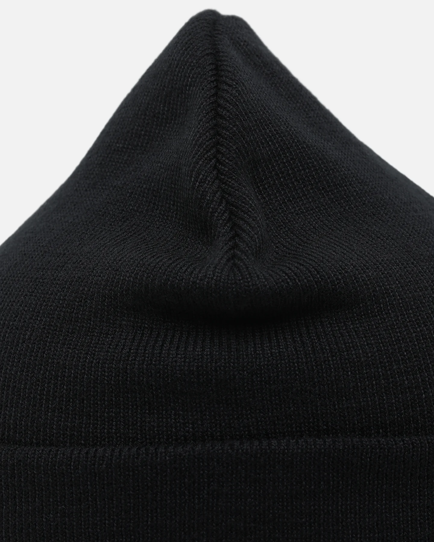 Jordan Peak Essential Beanie Black/White - Image 6