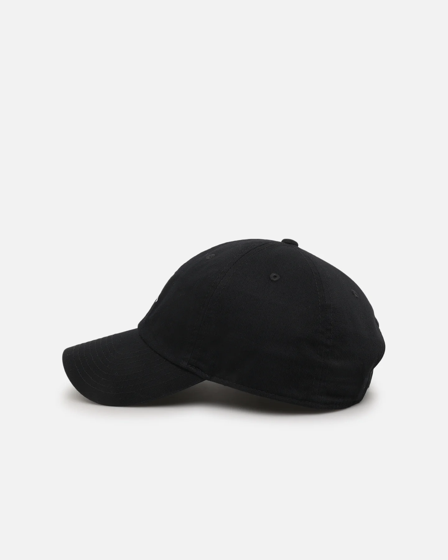 Jordan Unstructured Curved Bill Strapback Hat Black/White - Image 4