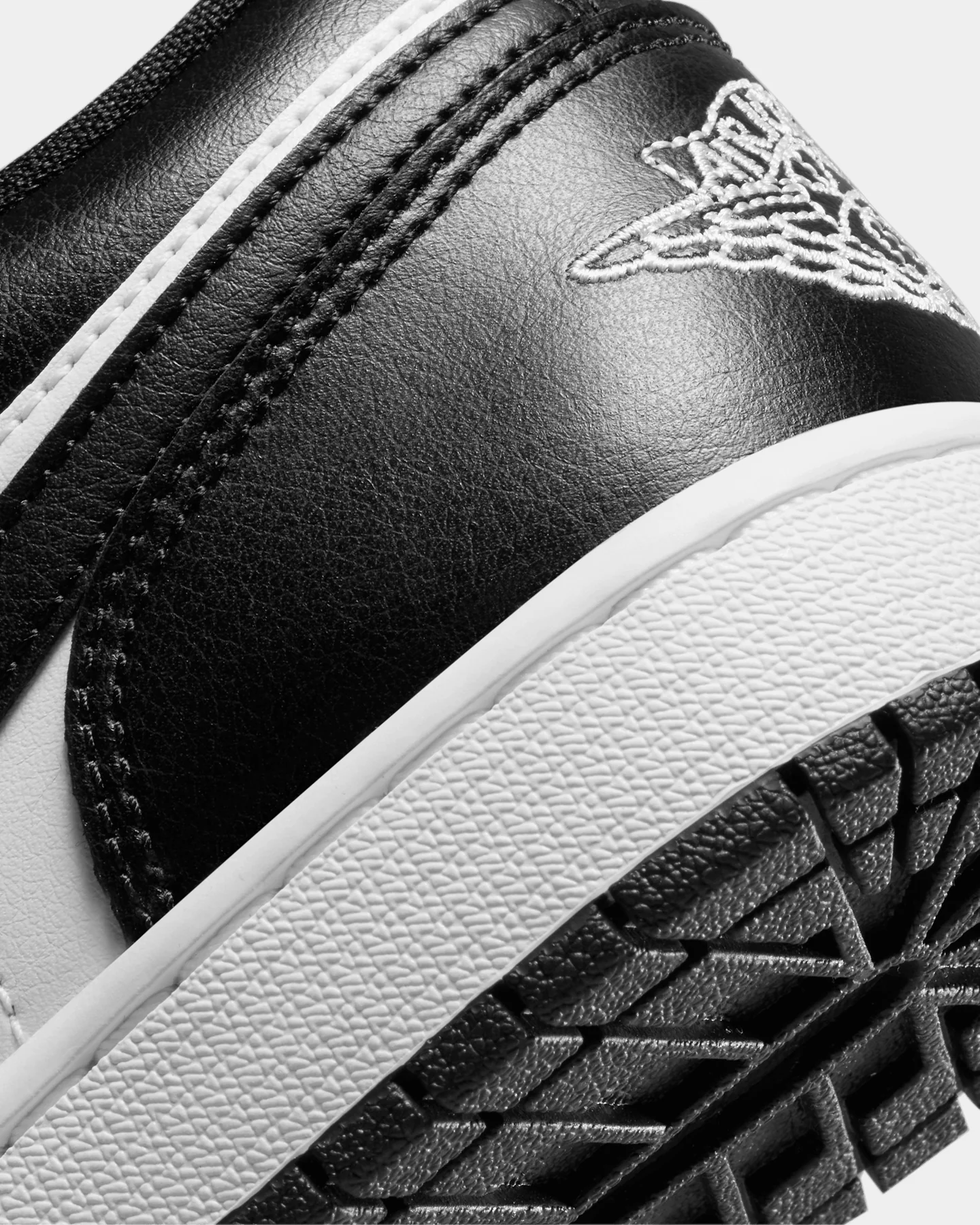 Jordan Women's Air Jordan 1 Low "Panda" White/Black - Image 8