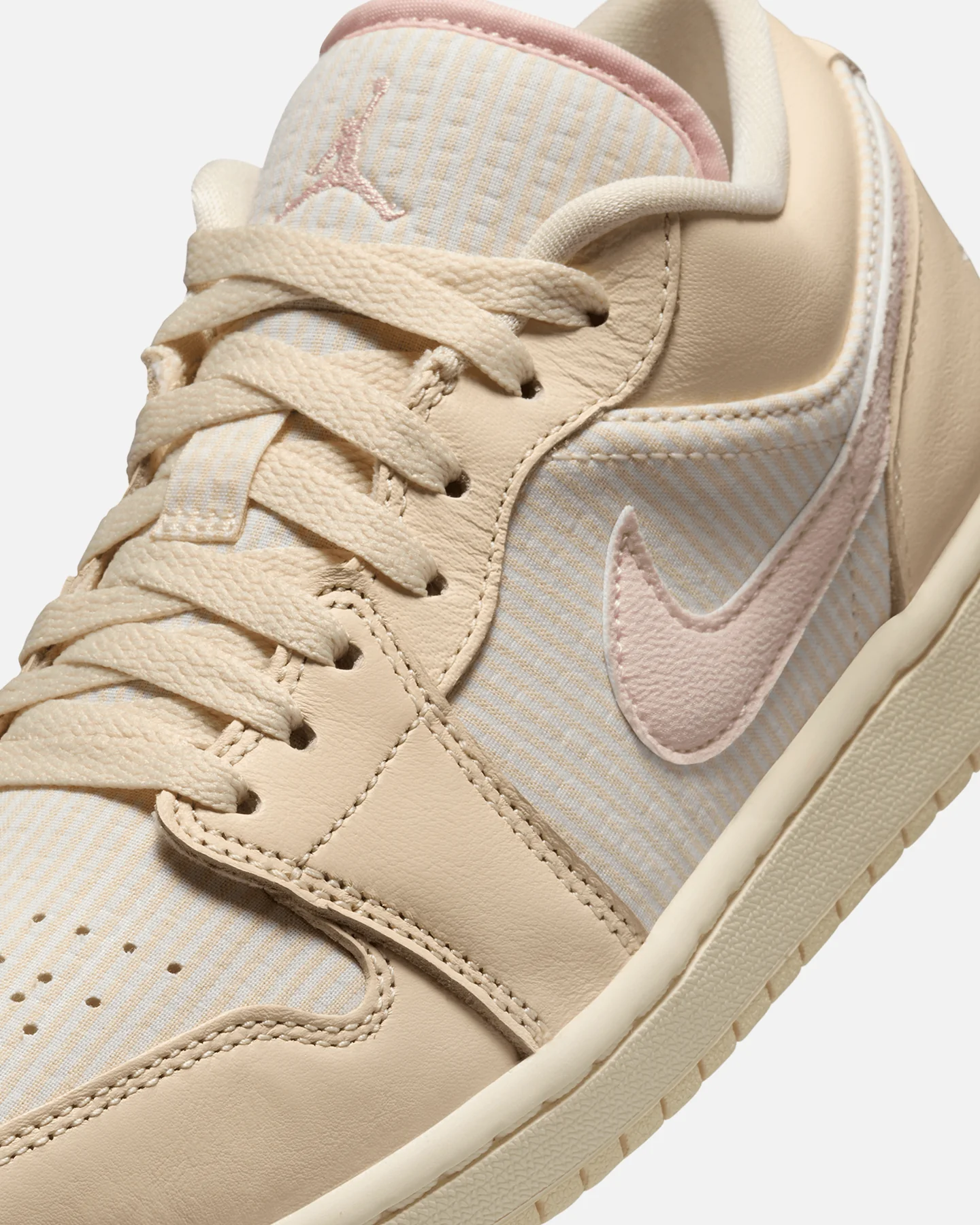 Jordan Women's Air Jordan 1 Low SE "Linen" Muslin/Legend Pink - Image 6