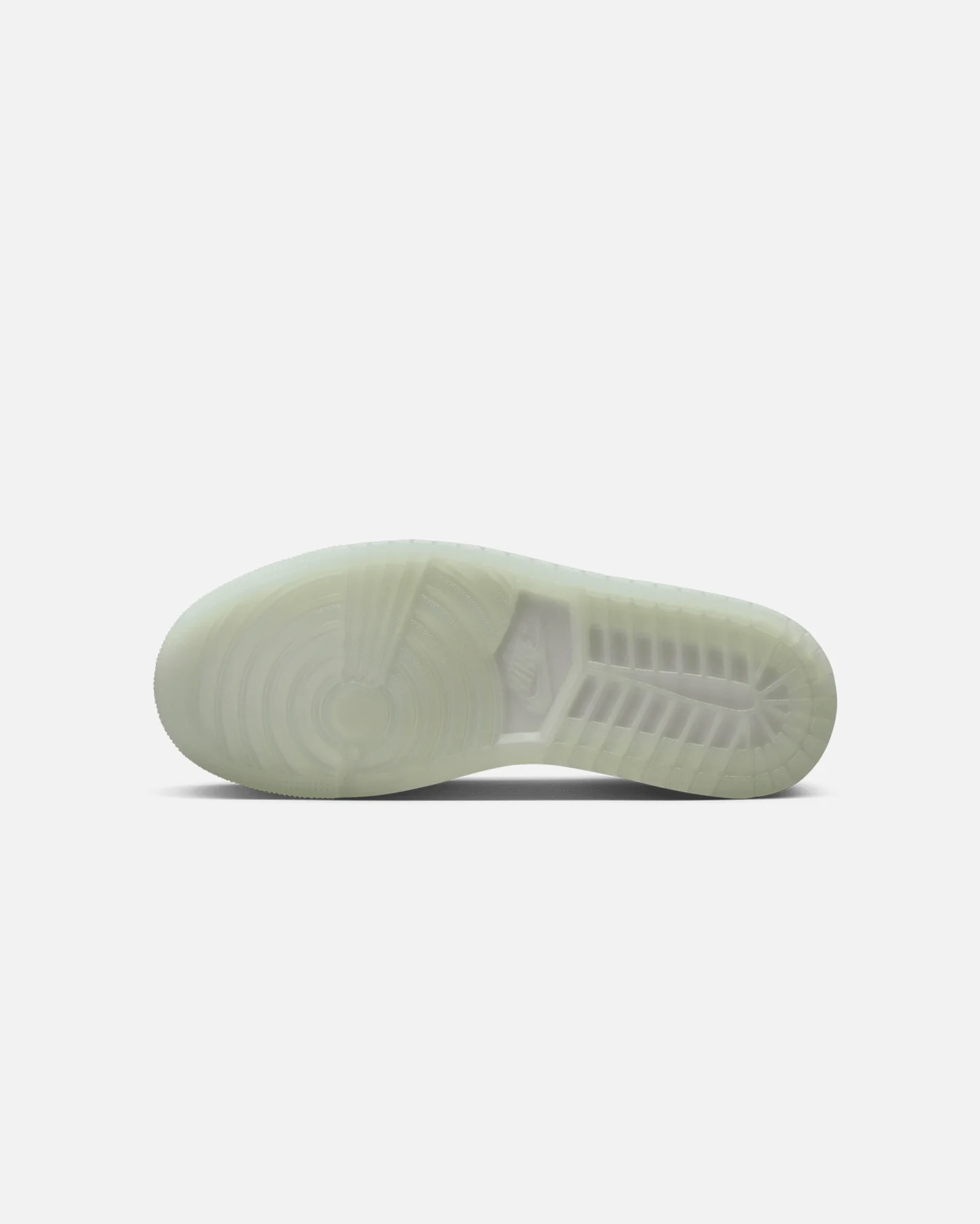 Jordan Women's Air Jordan 1 Low SE Sail/Seafoam Metallic Silver - Image 5