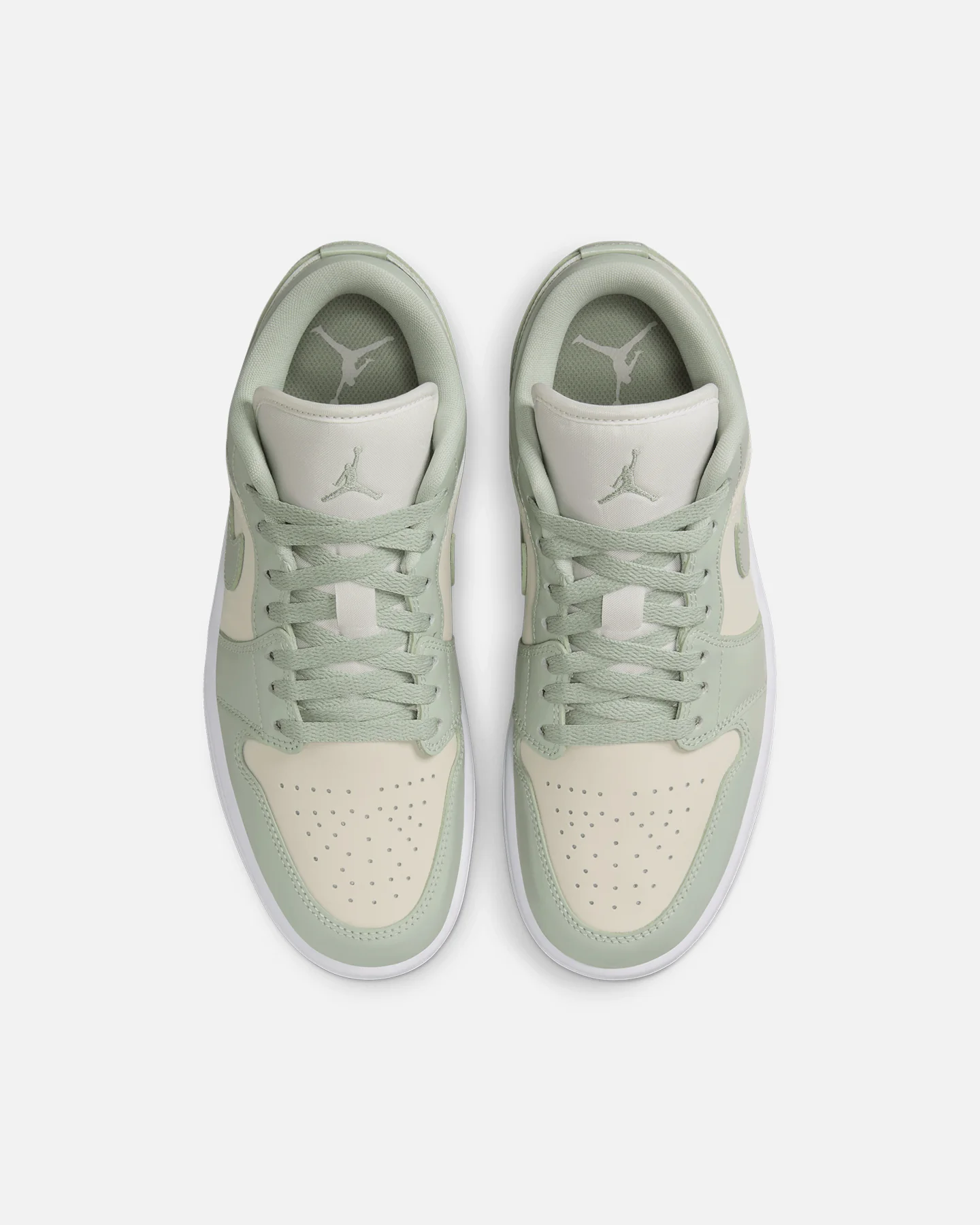 Jordan Women's Air Jordan 1 Low SE Sail/Seafoam Metallic Silver - Image 7