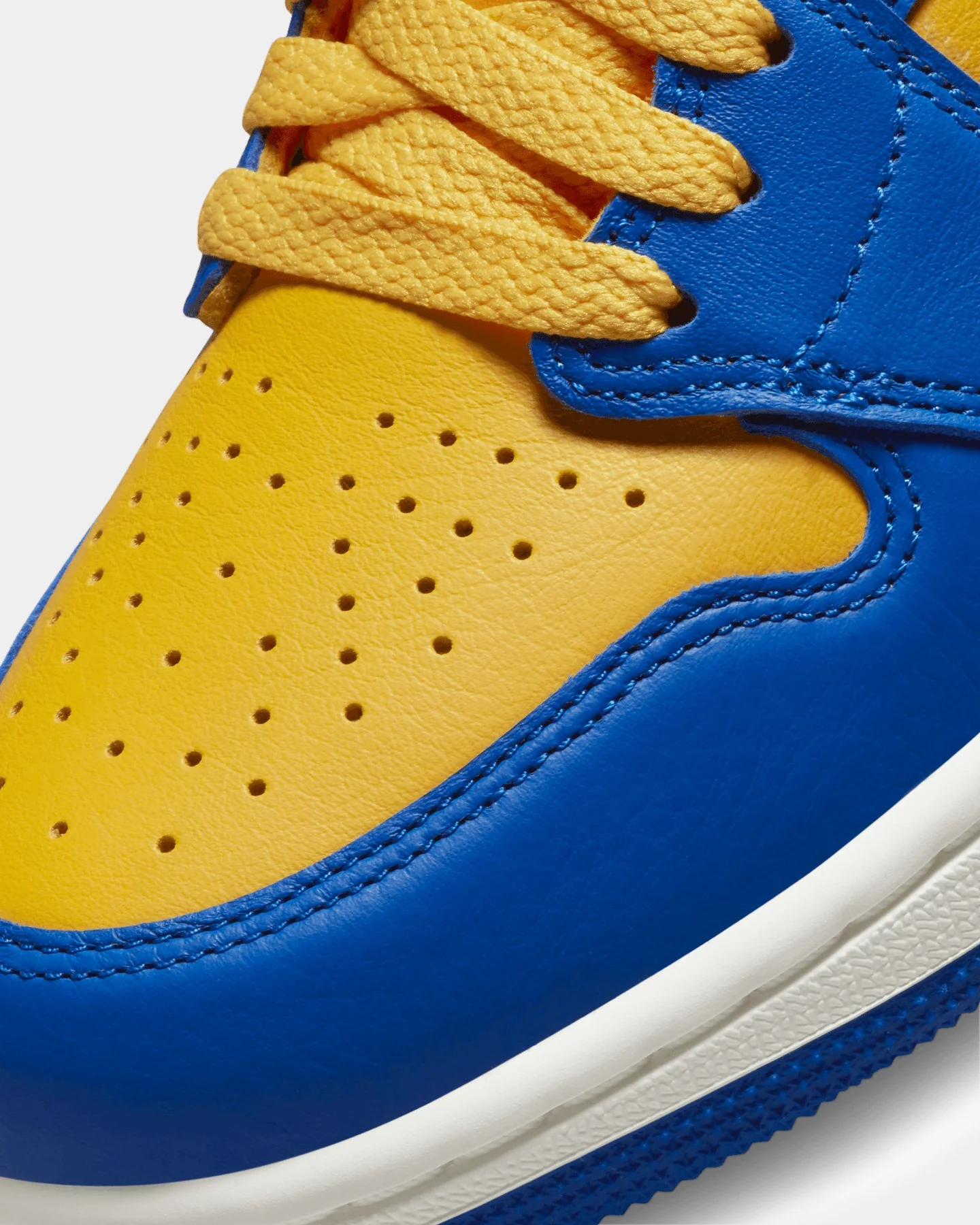 Jordan Women's Air Jordan 1 Retro Hi OG Varsity Maize/Game Royal-Sail - Image 6