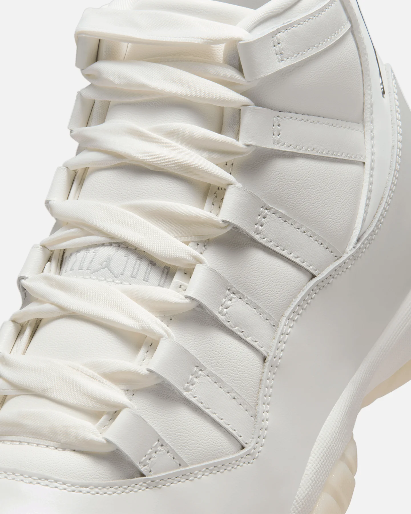 Jordan Women's Air Jordan 11 Retro "Grand Finale" Sail - Image 6