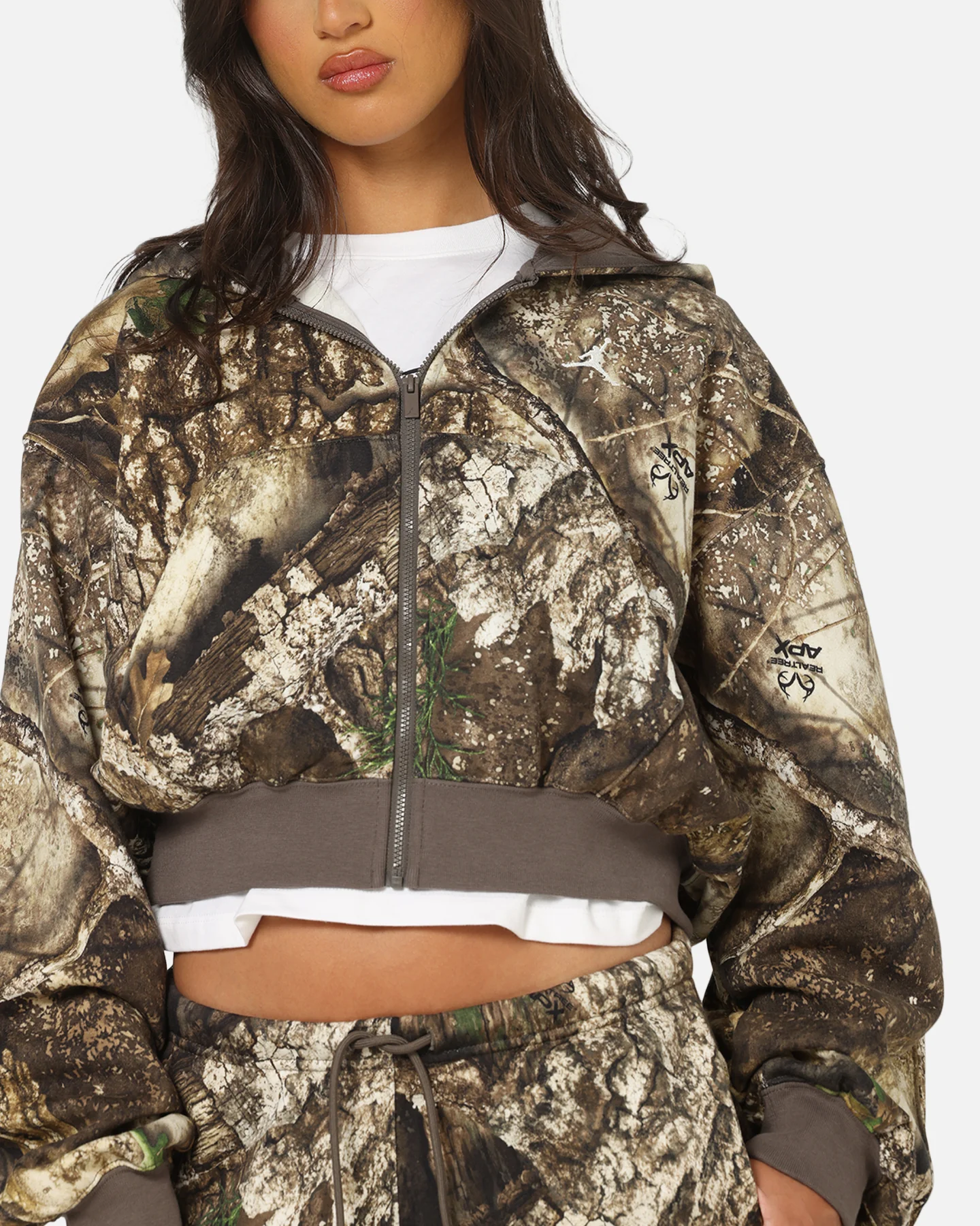 Jordan Women's Brooklyn Fleece Realtree Mod Crop Full-Zip Hoodie Sail/Sail - Image 6