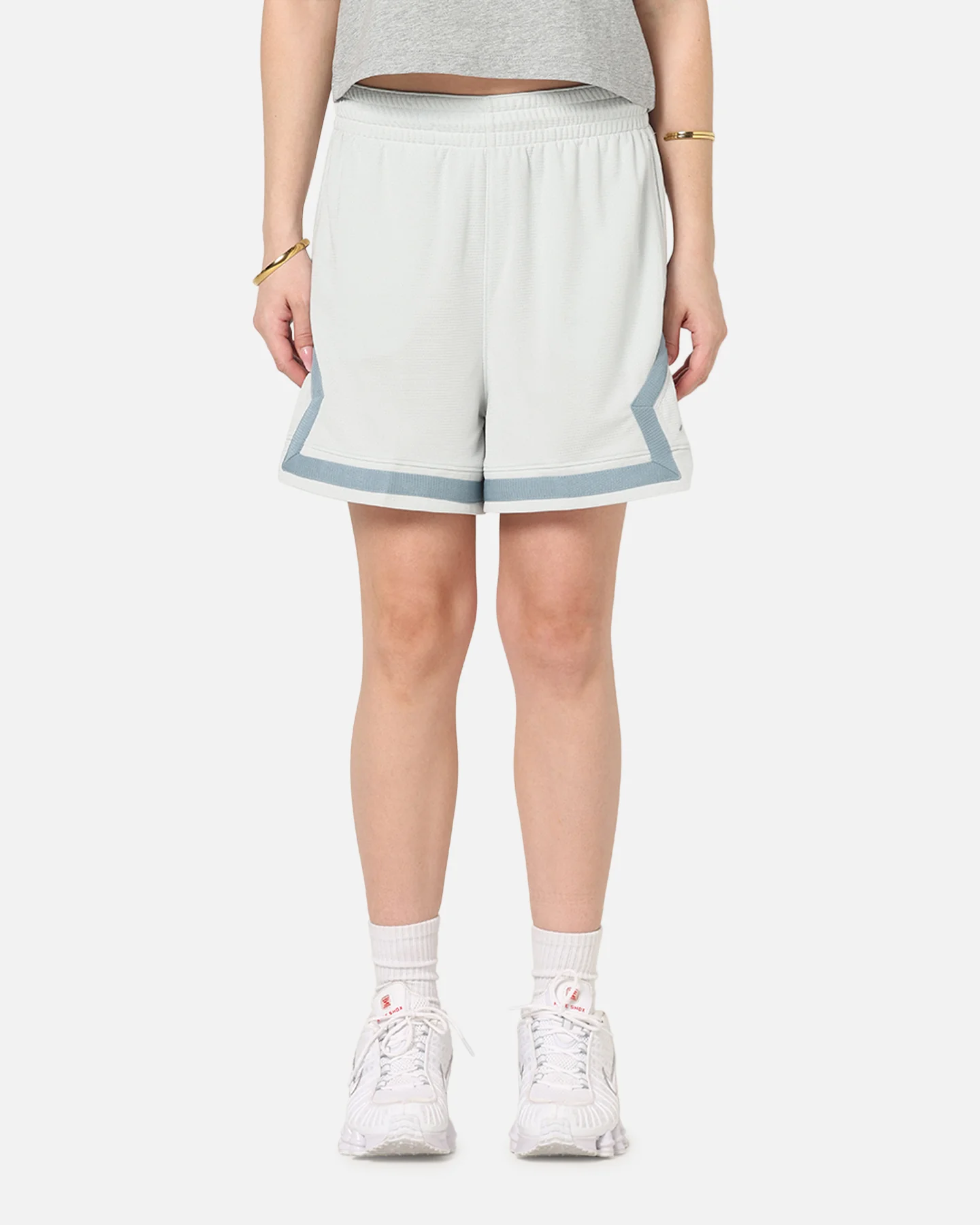 Jordan Women's Dri-FIT 4" Diamond Shorts Light Silver - Image 5