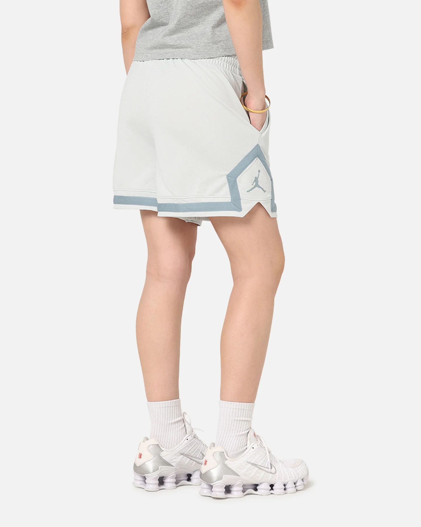 Jordan Women's Dri-FIT 4" Diamond Shorts Light Silver - Image 6
