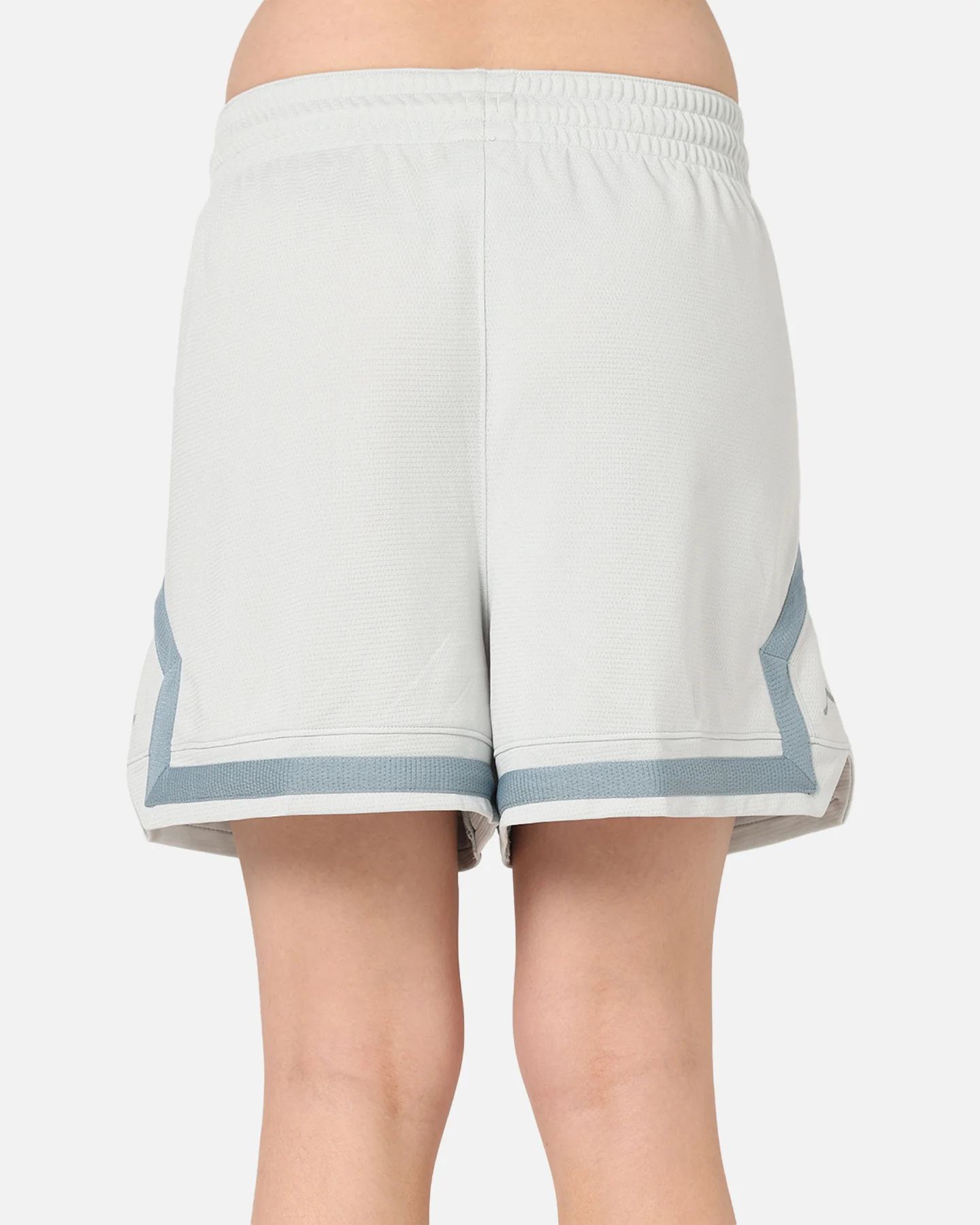 Jordan Women's Dri-FIT 4" Diamond Shorts Light Silver - Image 8