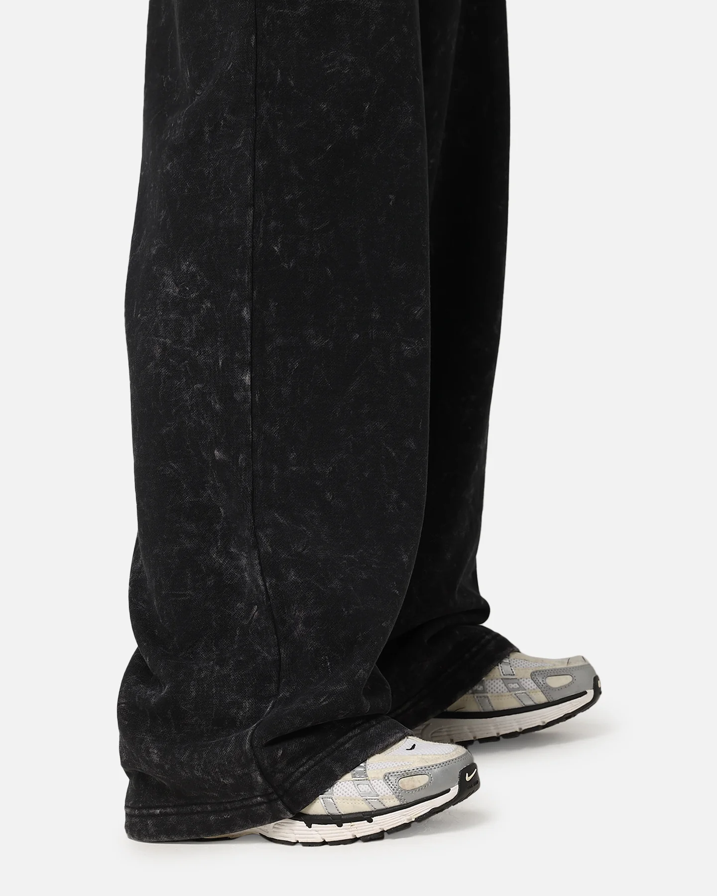 Jordan Women's Flight Fleece Pant Black - Image 4