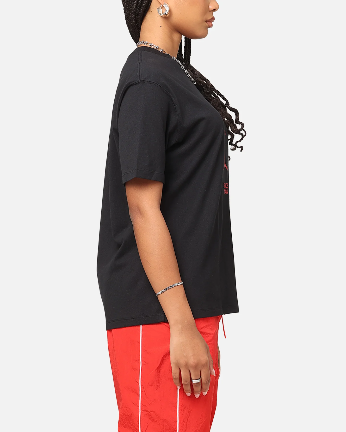 Jordan Women's Graphic Girlfriend T-Shirt Black/Gym Red - Image 4