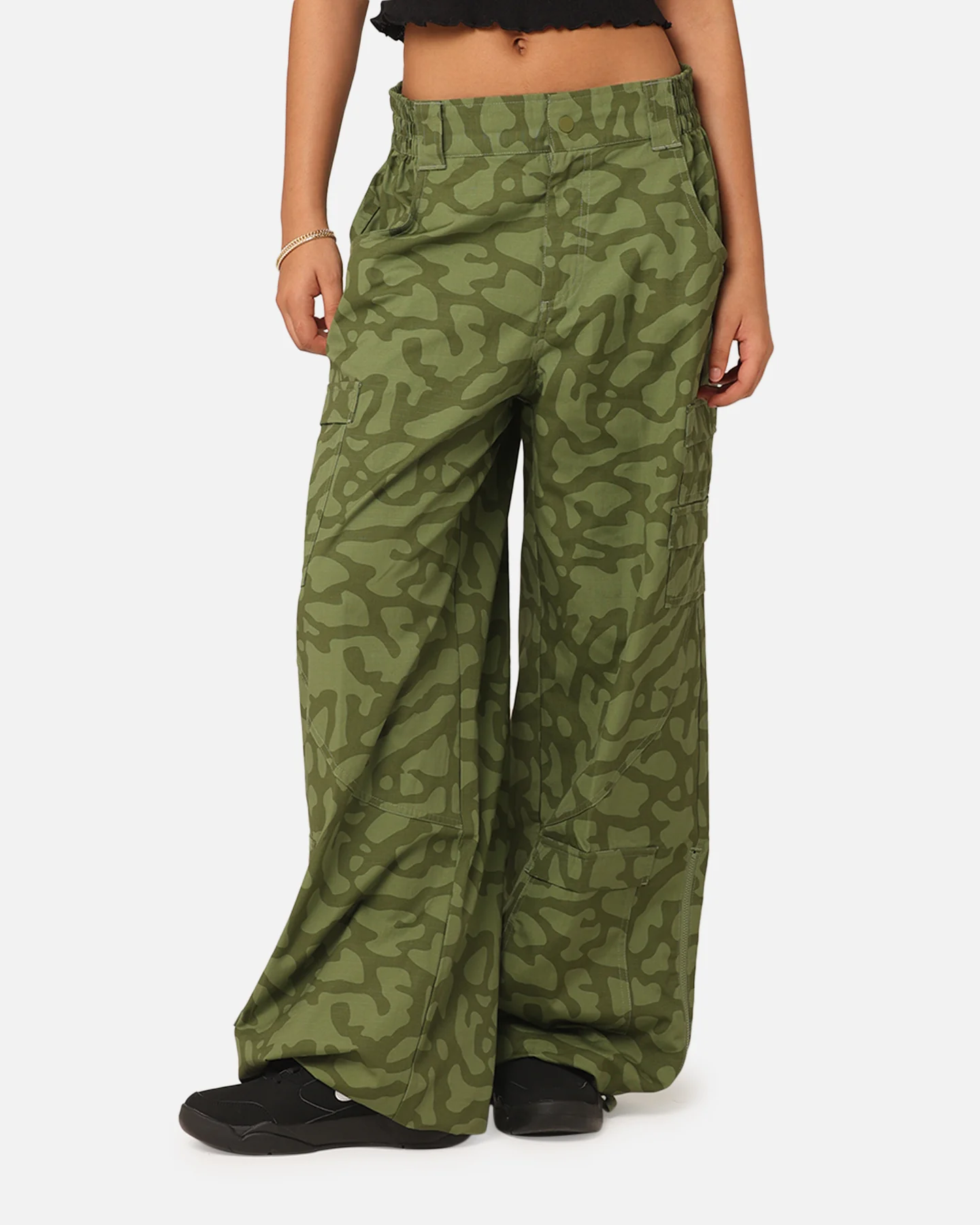 Jordan Women's Heavyweight Chicago Pants Sky J Light Olive