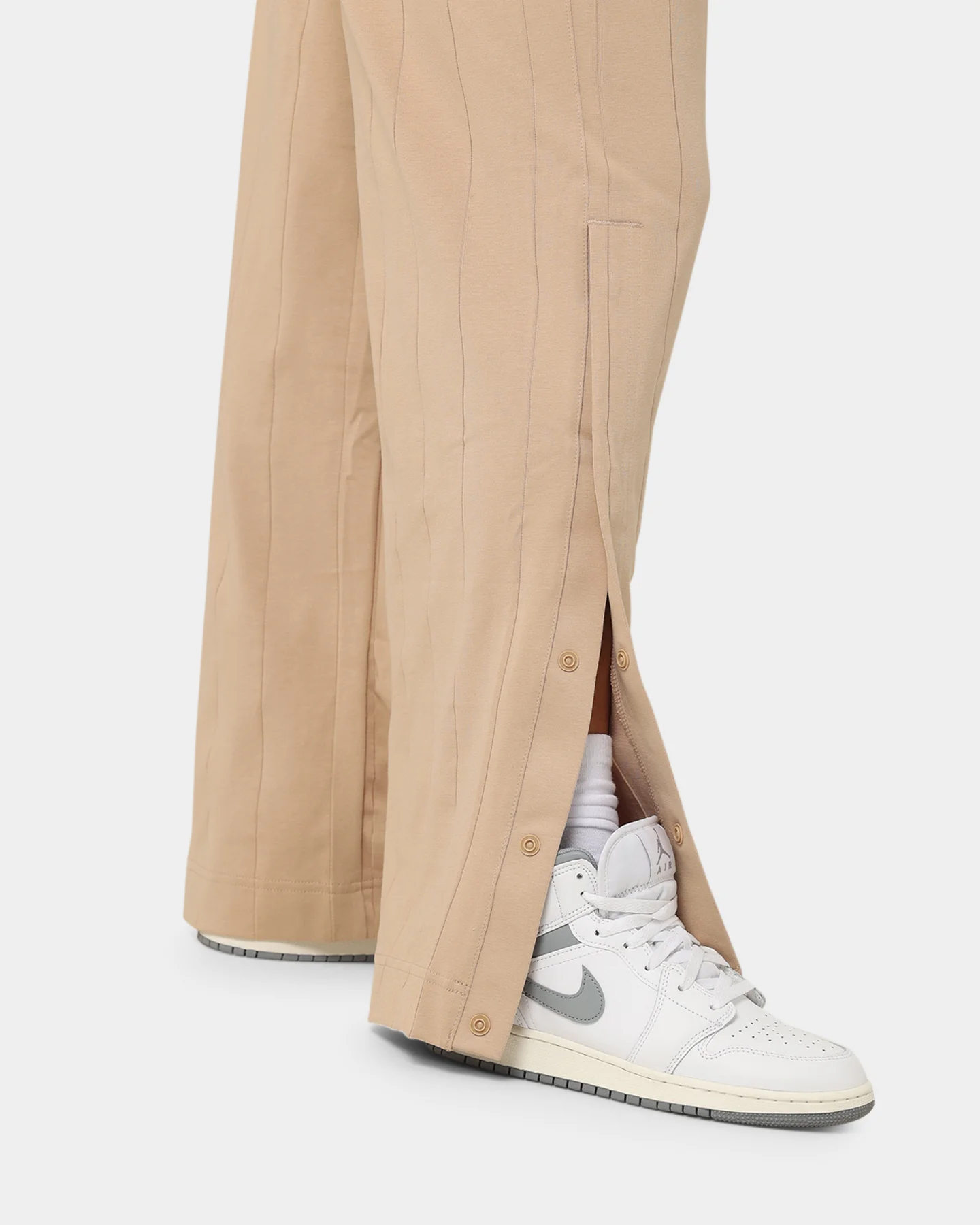 Jordan Women's Knit Pants Desert - Image 3