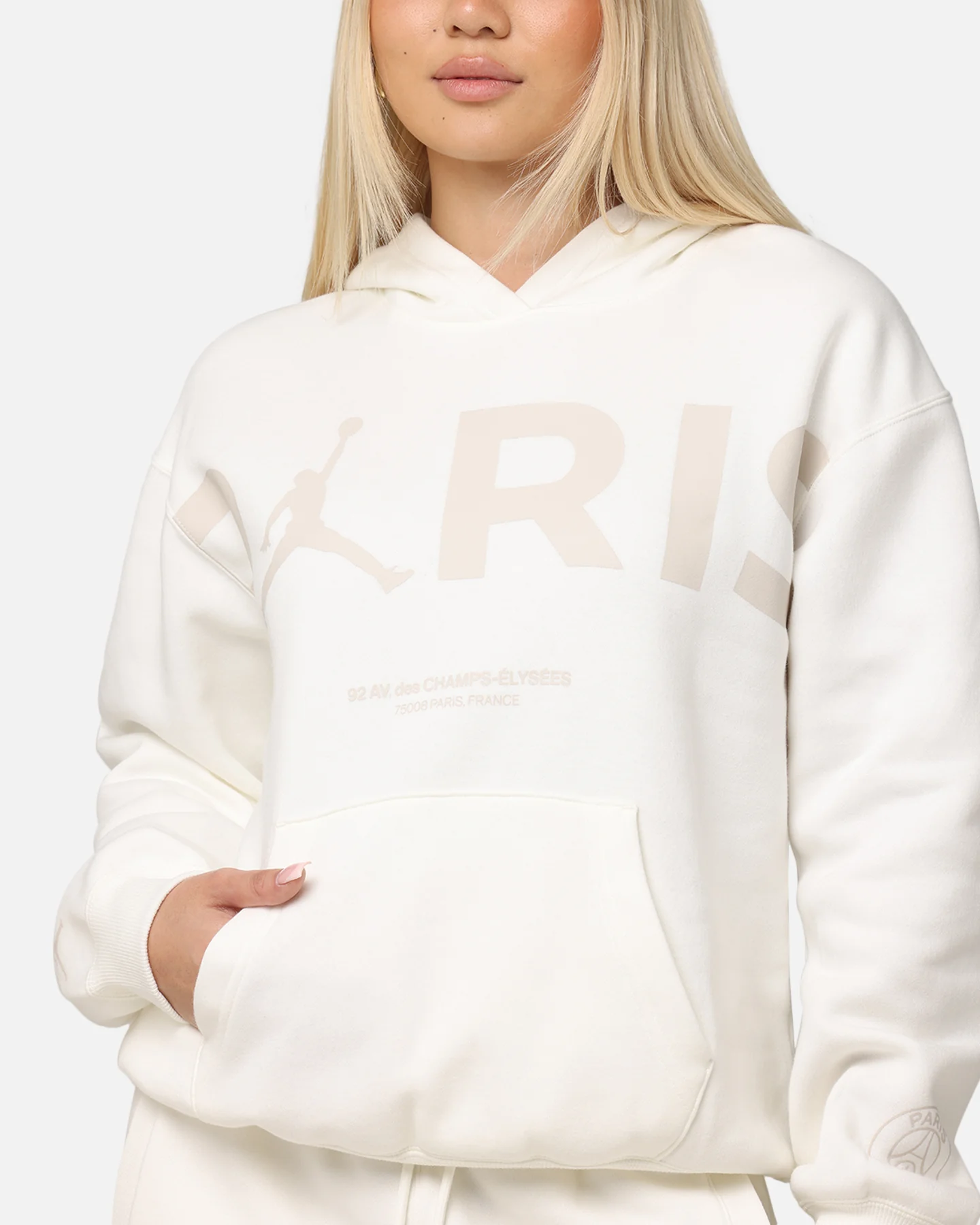 Jordan Women's Paris Saint-Germain Brooklyn Fleece Graphic Pullover Hoodie Sail - Image 6