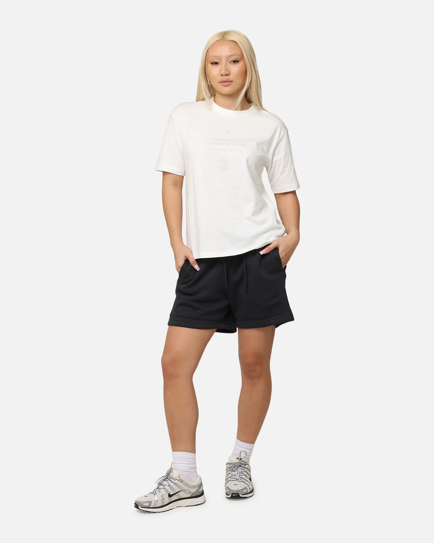 Jordan Women's Paris Saint-Germain Brooklyn Fleece Graphic Shorts Off Noir - Image 2