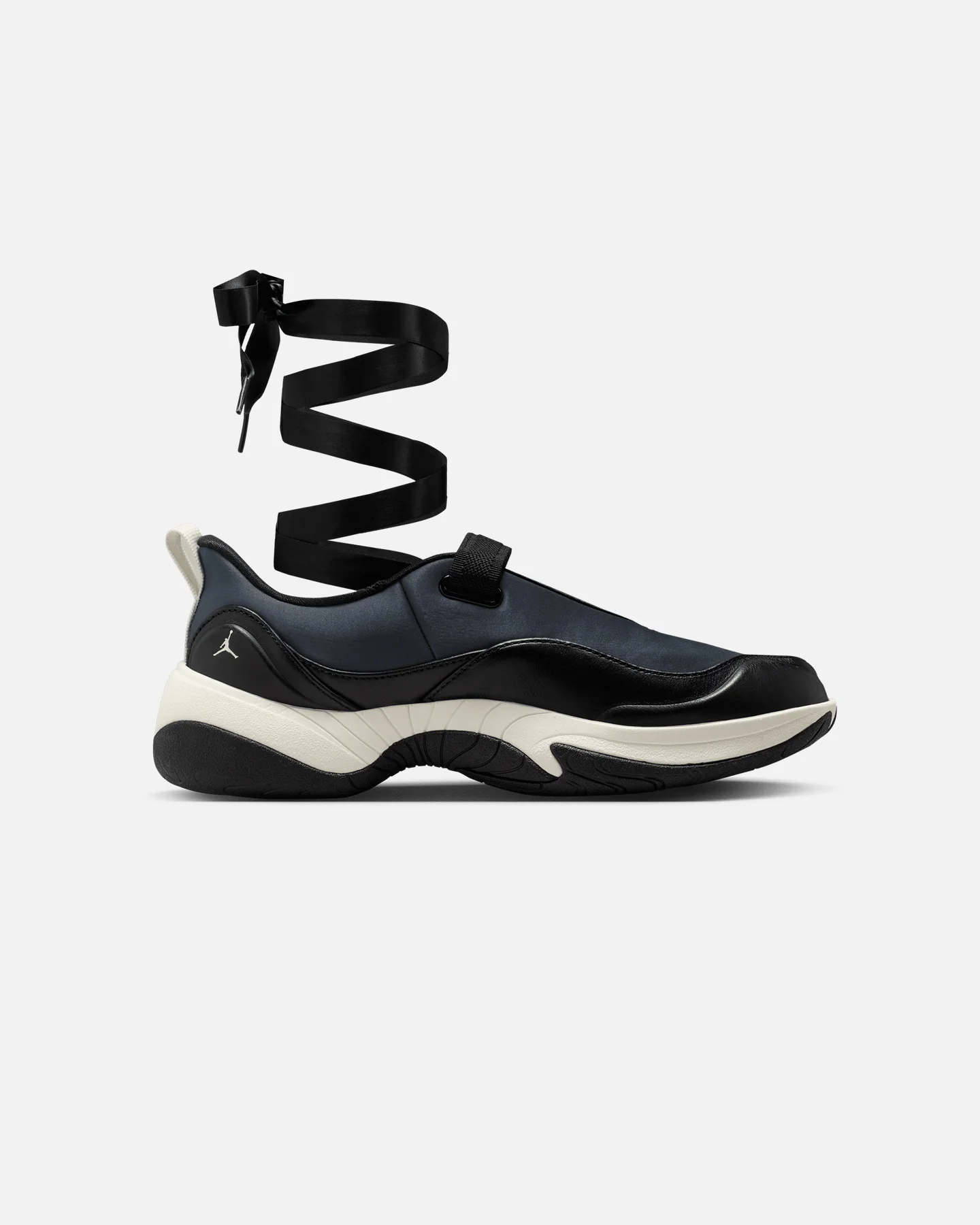 Jordan Women's Pointe Black/Sail - Image 4