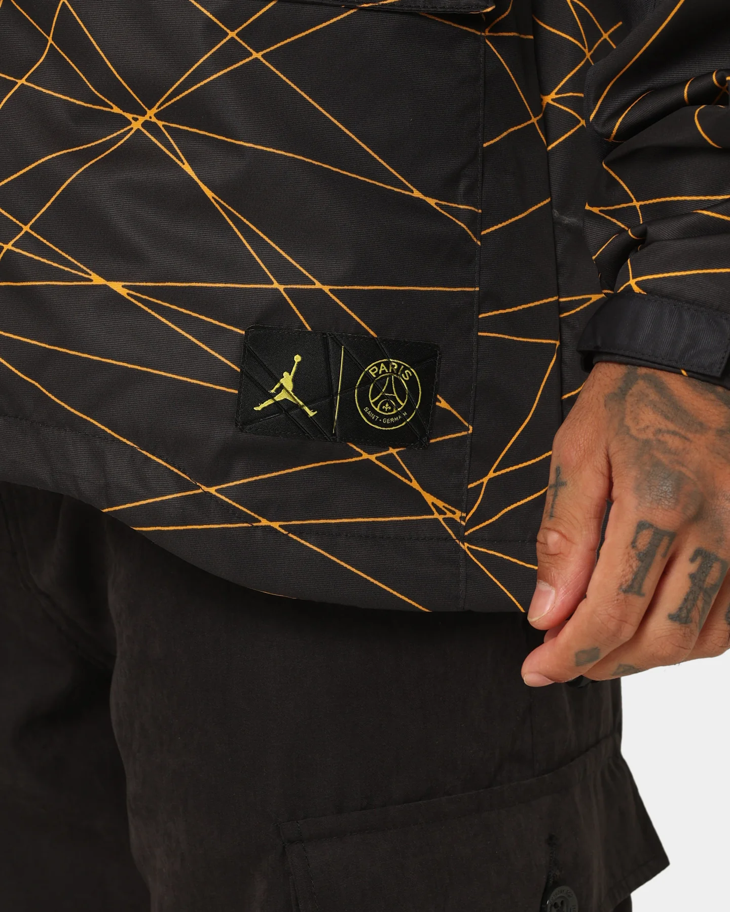 Jordan X Paris Saint-Germain Anthem Jacket Black/Tour Yellow - Image 9