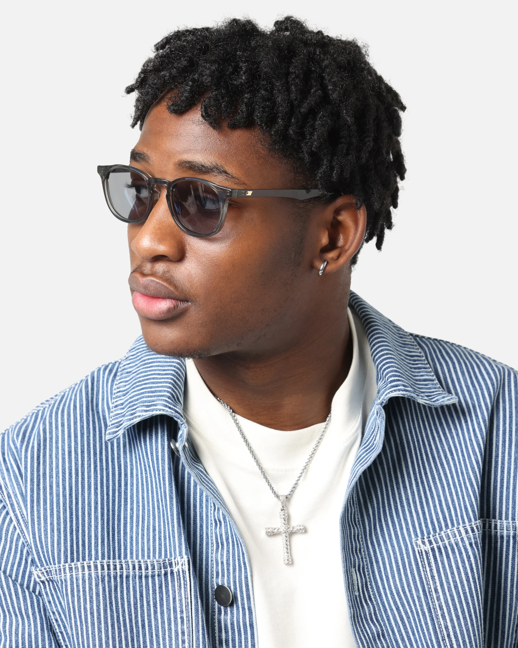 Le Specs Club Royale Sunglasses Pewter - Image 4